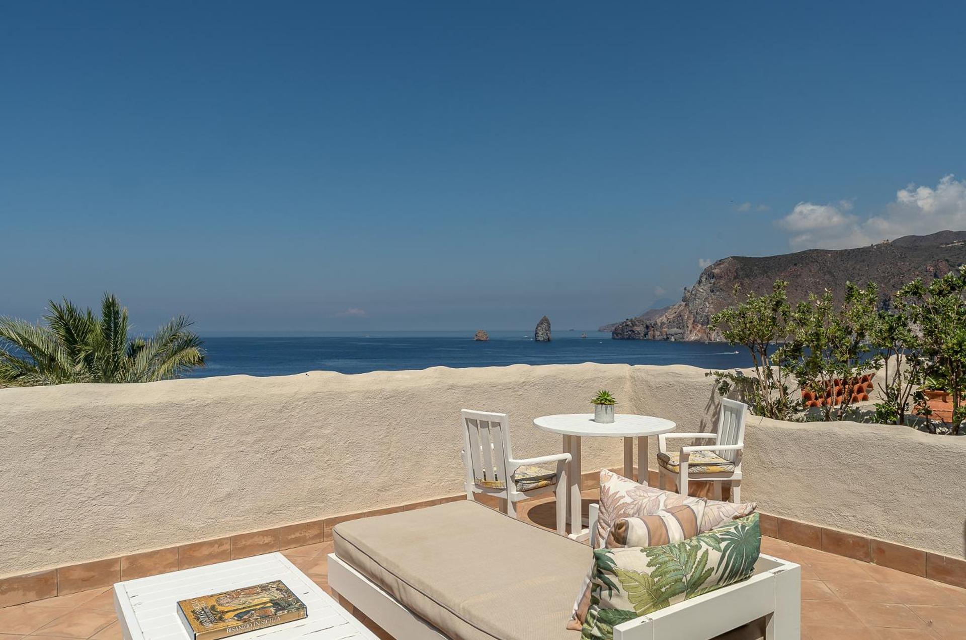 Therasia Resort Sea and SPA - The Leading Hotels of the World - Photo 99