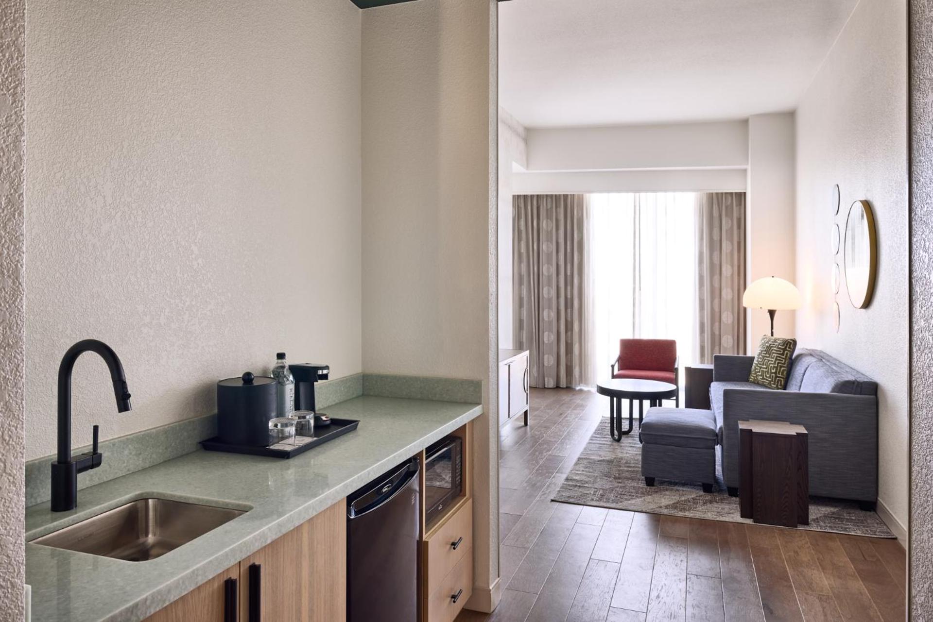 Renaissance Phoenix Glendale Hotel & Conference Center - Photo 19