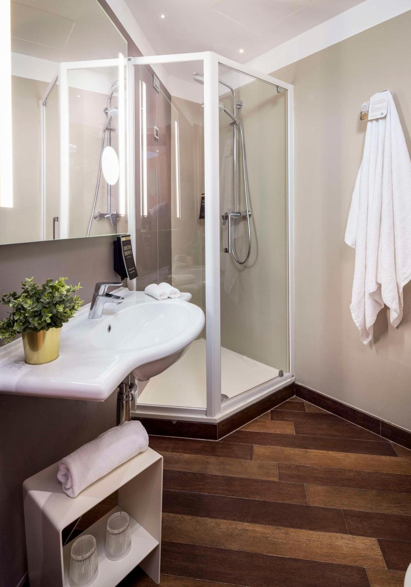 Best Western Plus City Hotel - Photo 6