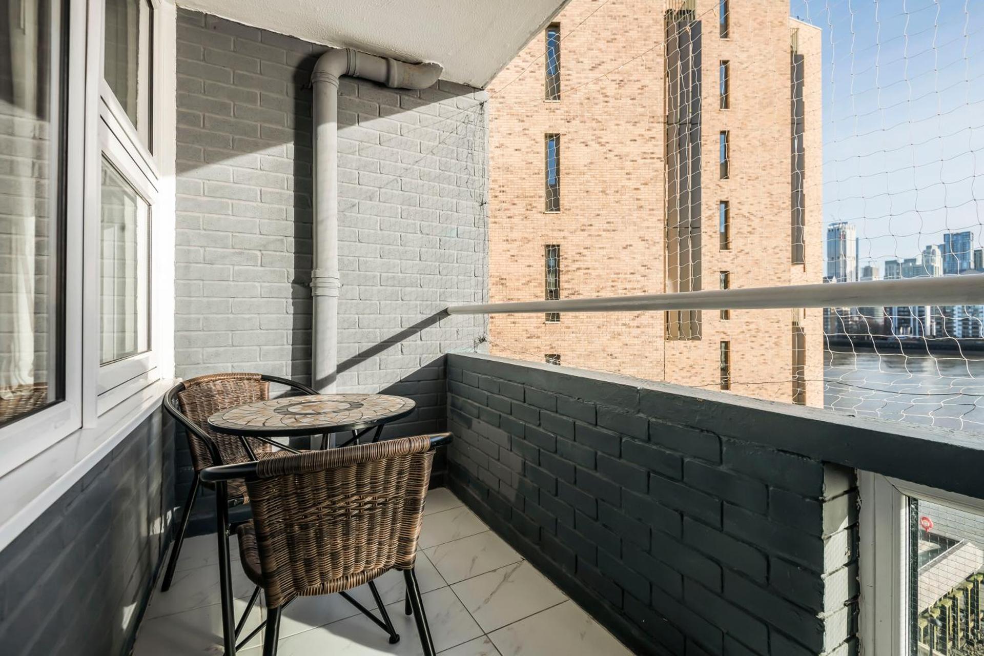 Riverside 3BR with Easy Transport 20mins to City Centre - Photo 7