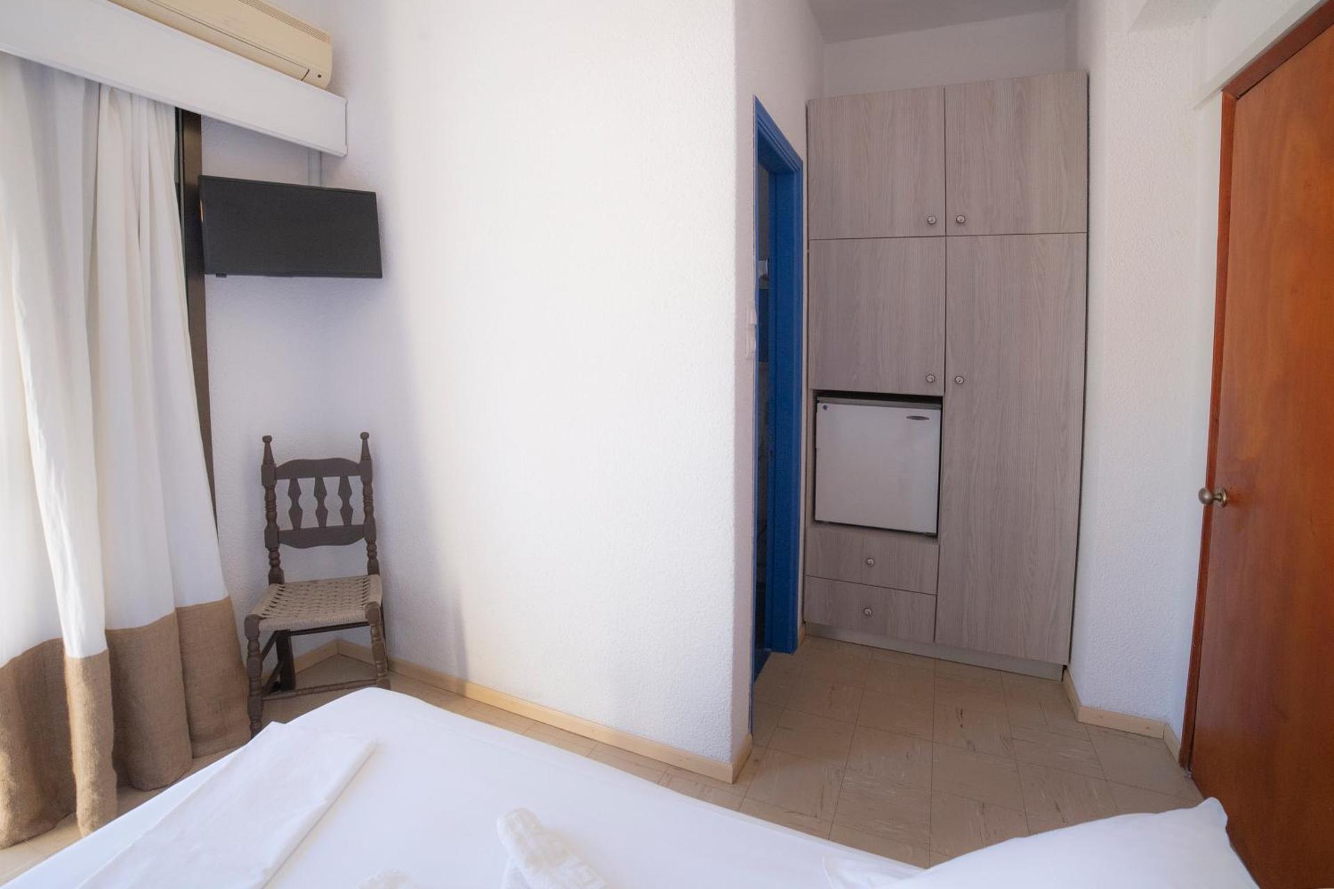 Marina Hotel - Photo 6