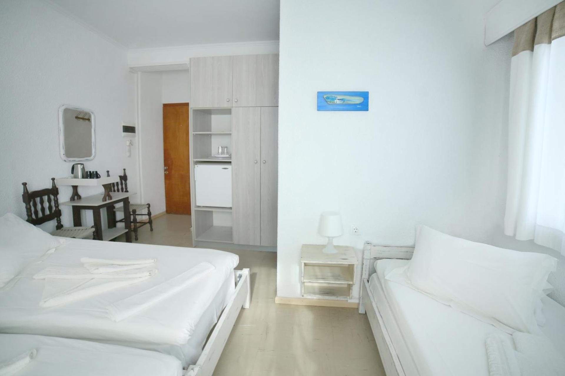 Triple Room with Sea View