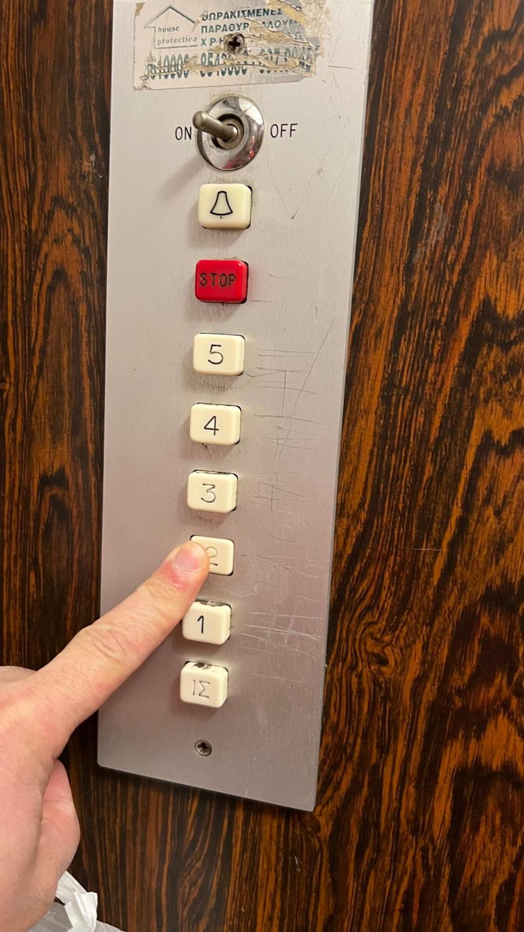 Four Seasons Apartment - Photo 23