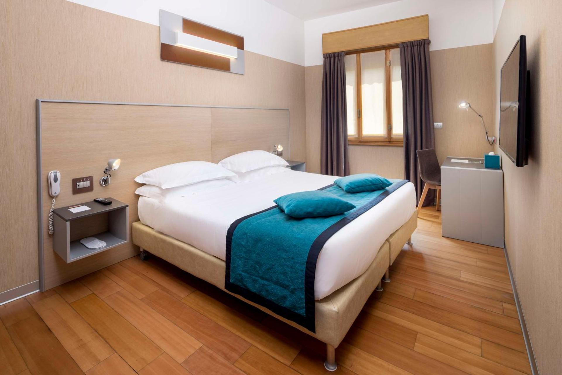 Best Western Plus City Hotel - Photo 22