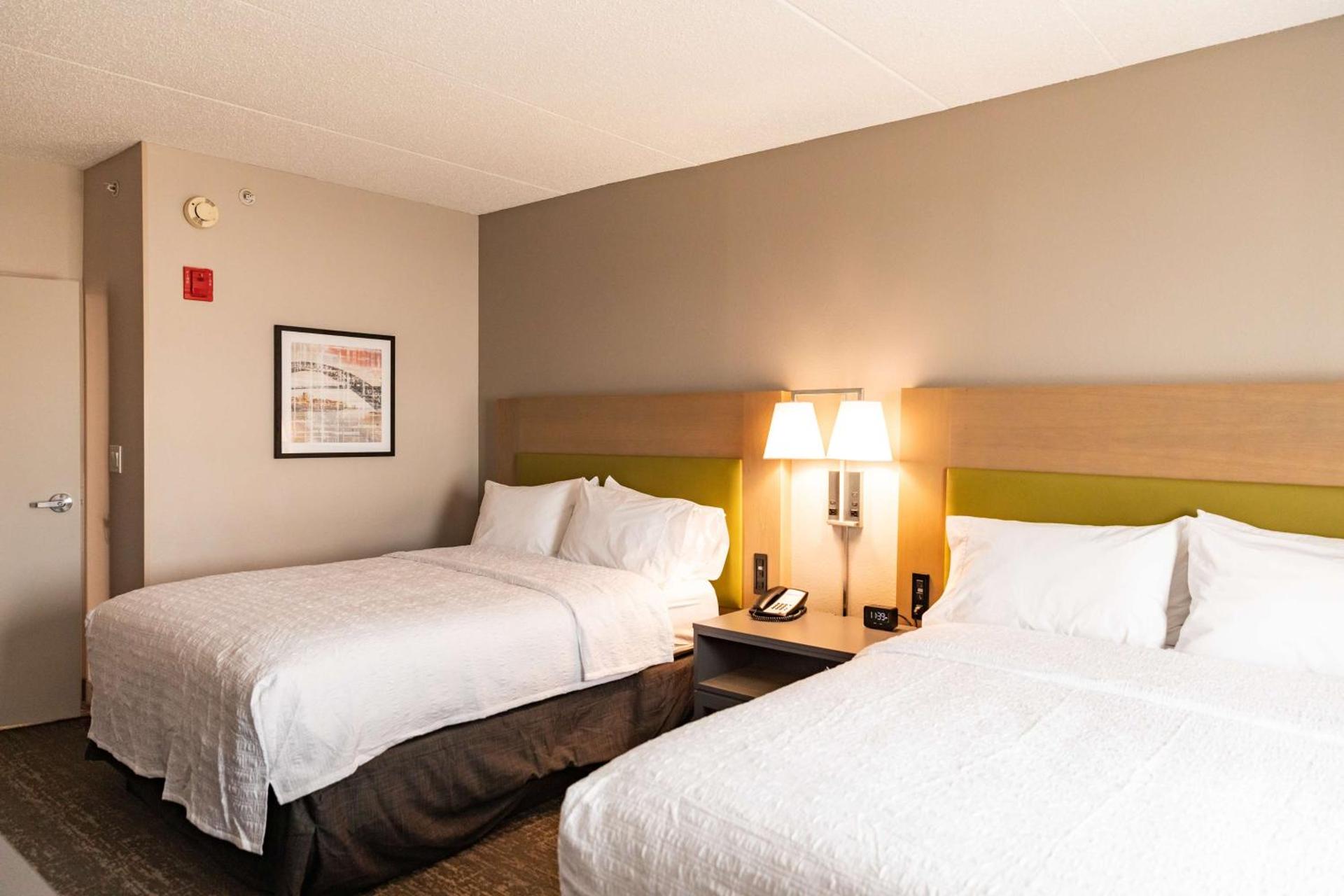 Hampton Inn & Suites By Hilton- Newark Airport Elizabeth - Photo 57