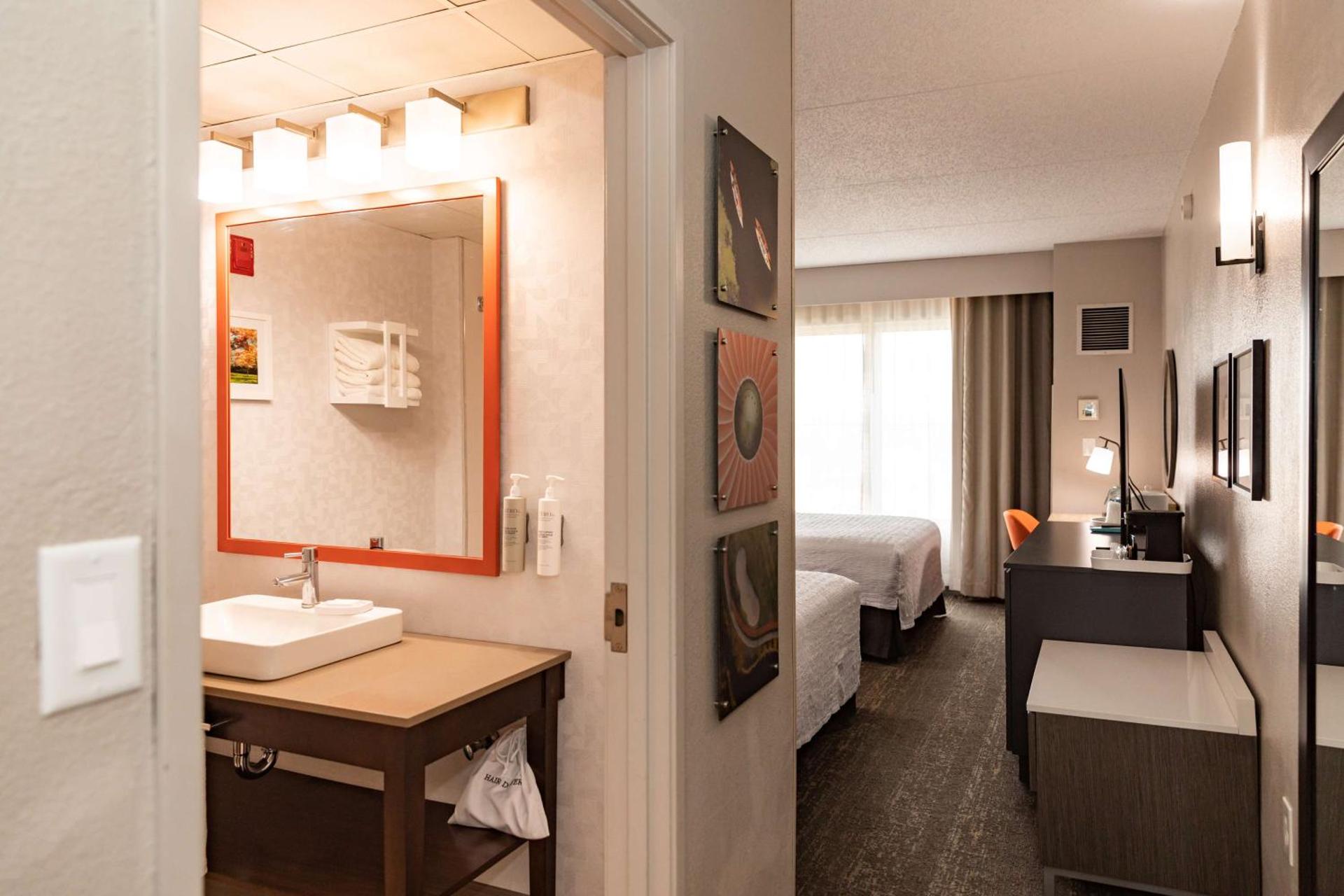 Hampton Inn & Suites By Hilton- Newark Airport Elizabeth - Photo 50