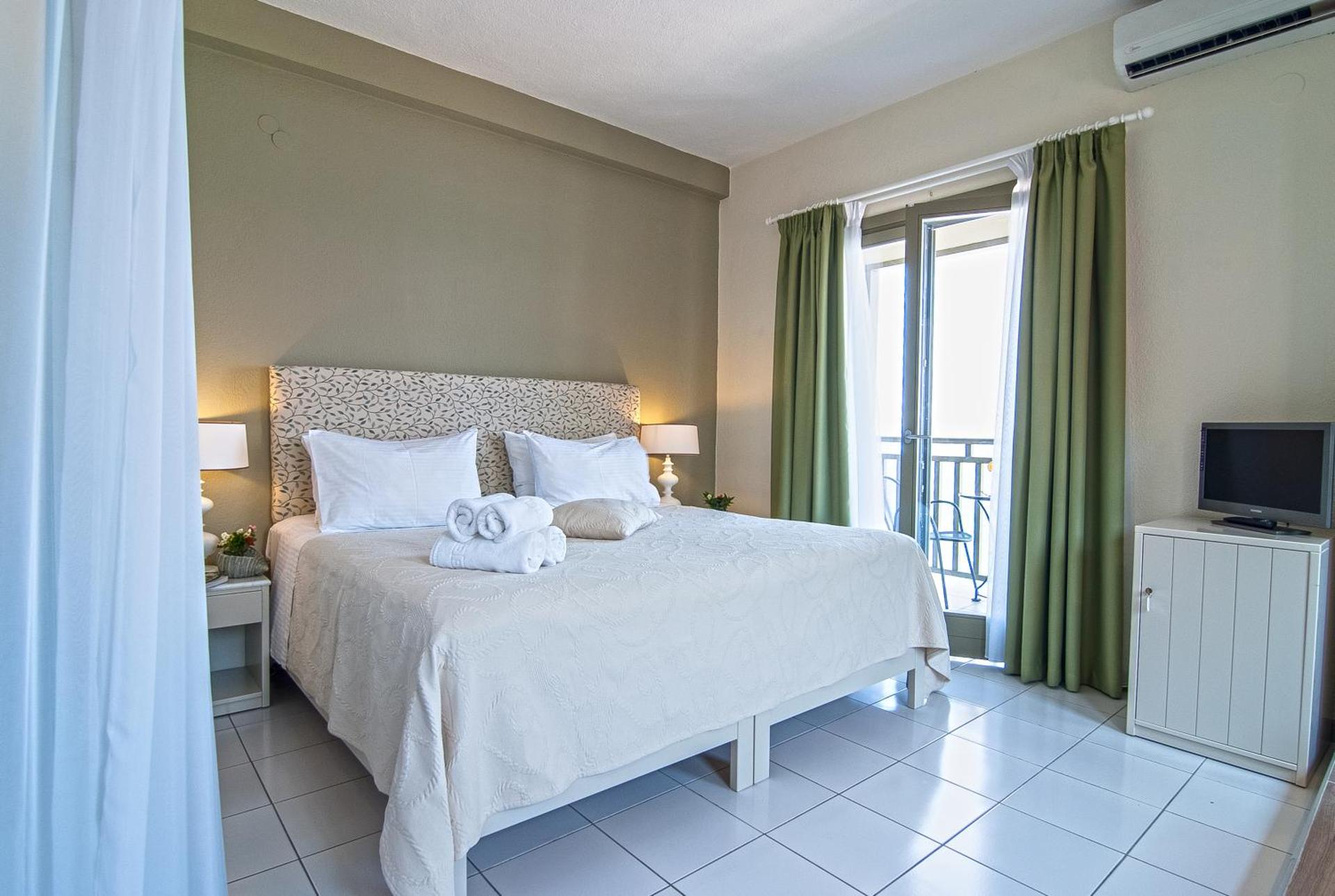 Kenta Beach Hotel - Photo 18