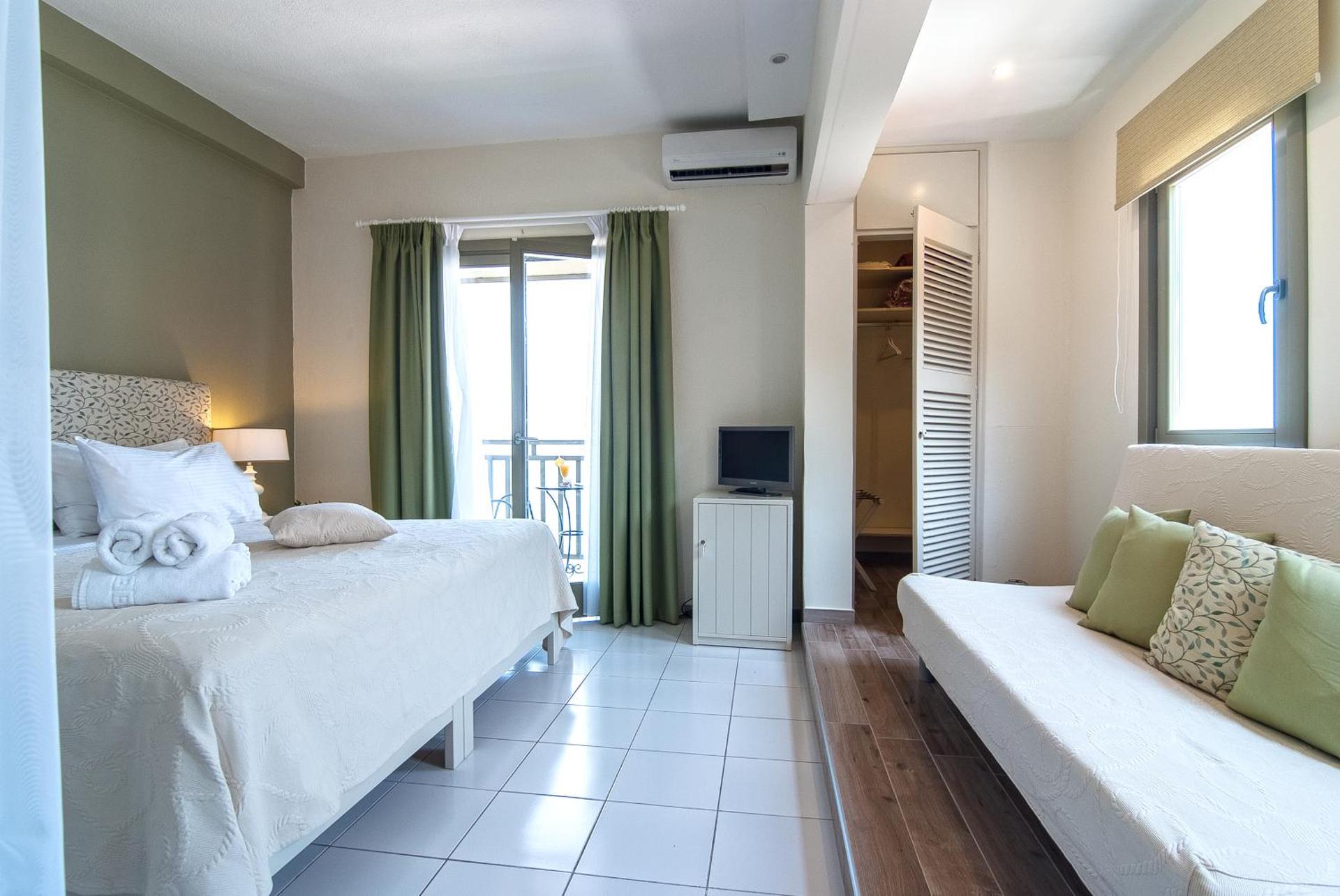 Kenta Beach Hotel - Photo 19