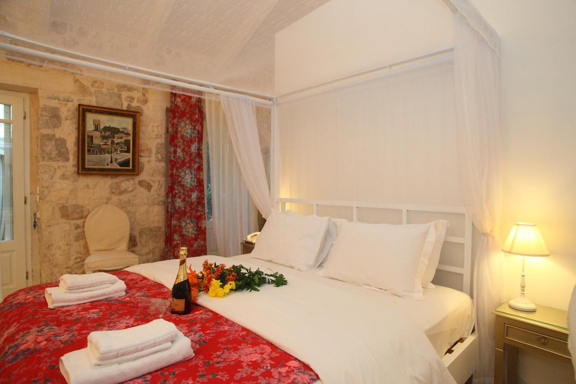 The Aigli - Photo 42