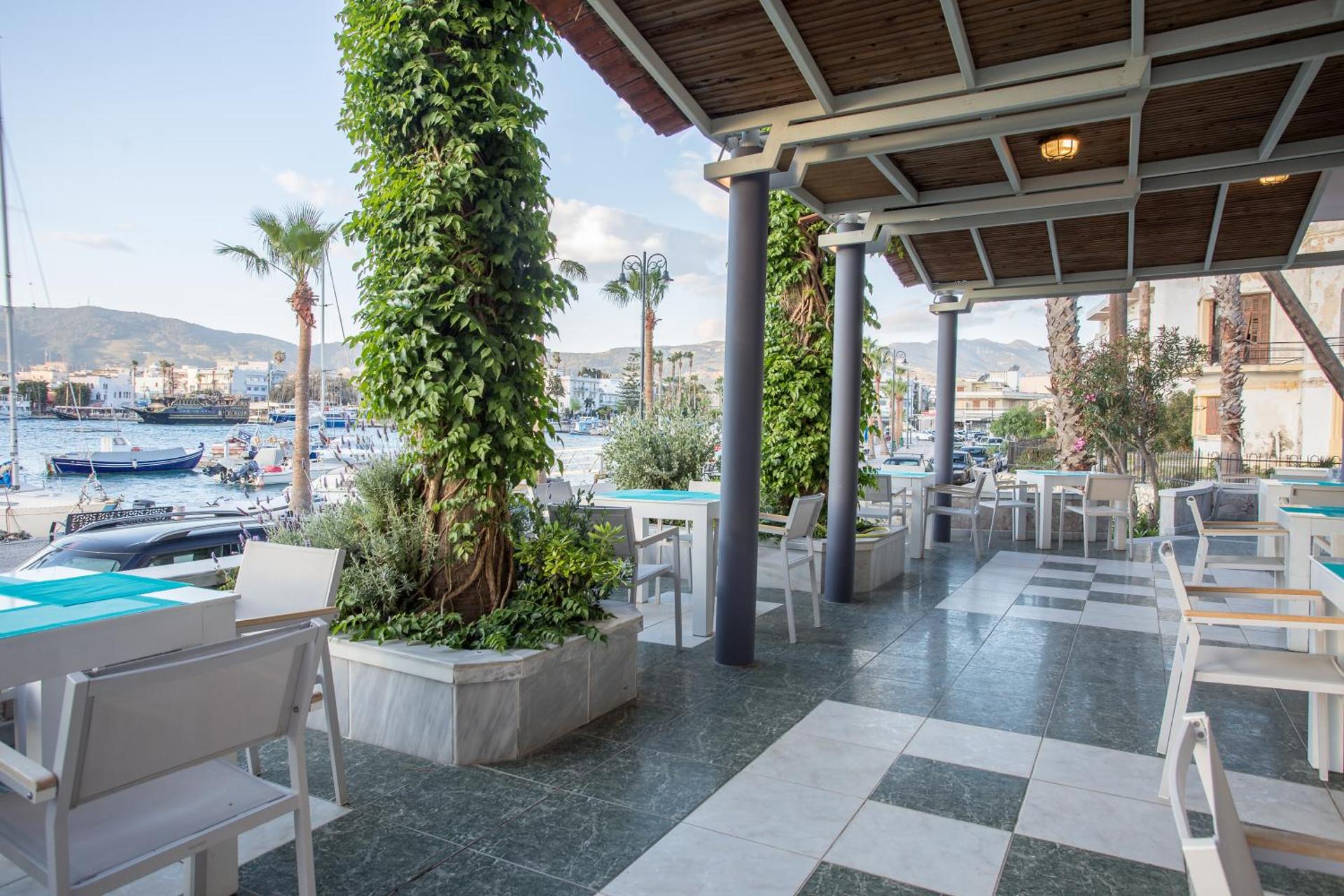 Kosta Palace - Photo 57