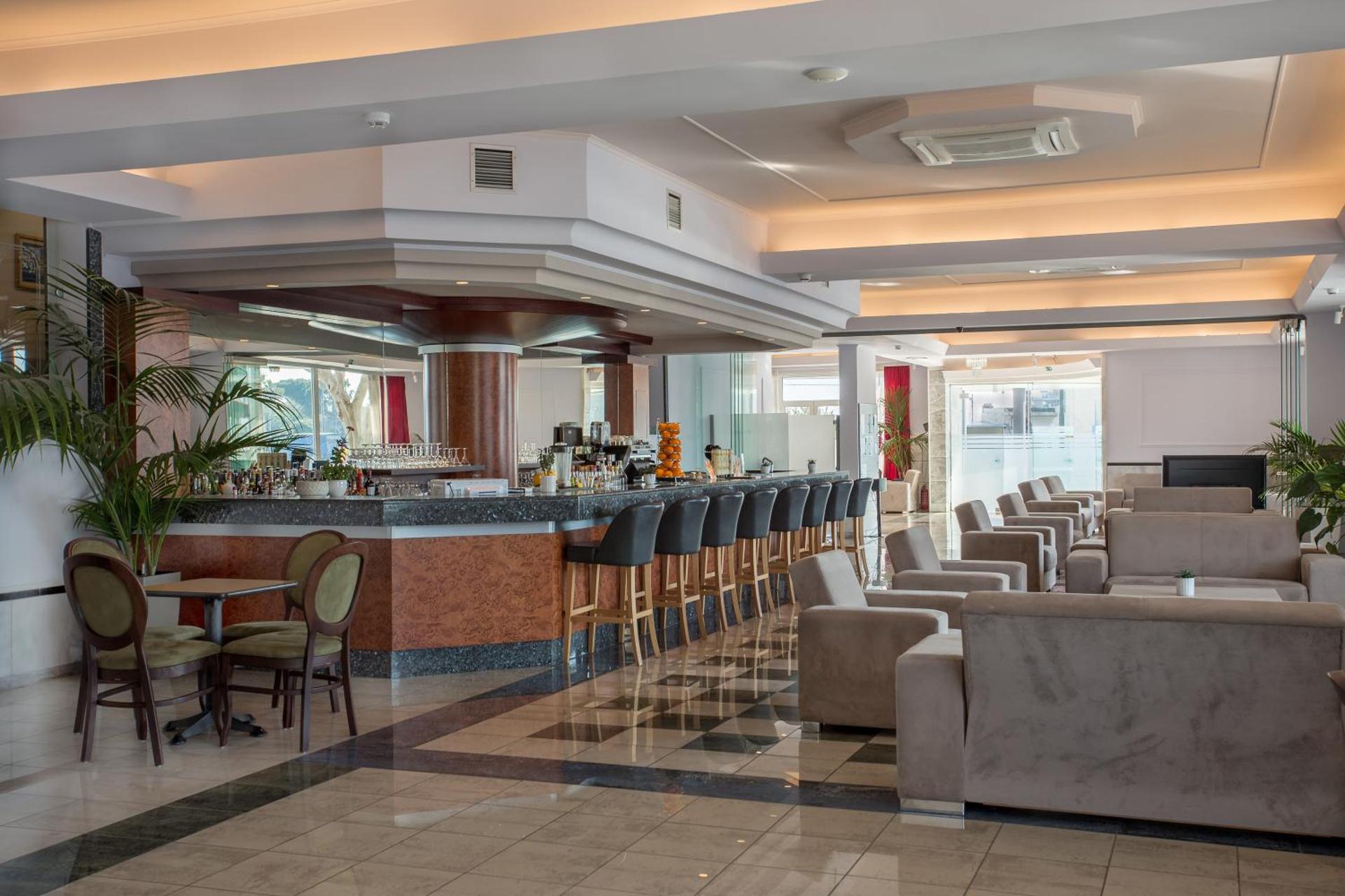 Kosta Palace - Photo 79