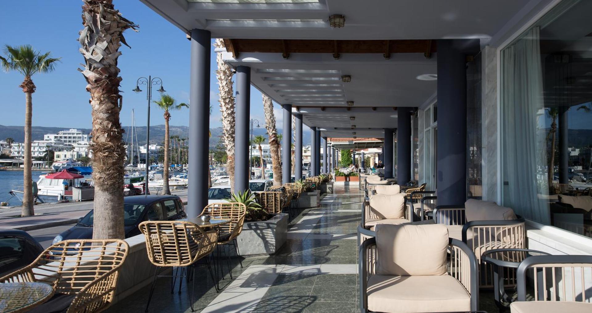 Kosta Palace - Photo 54