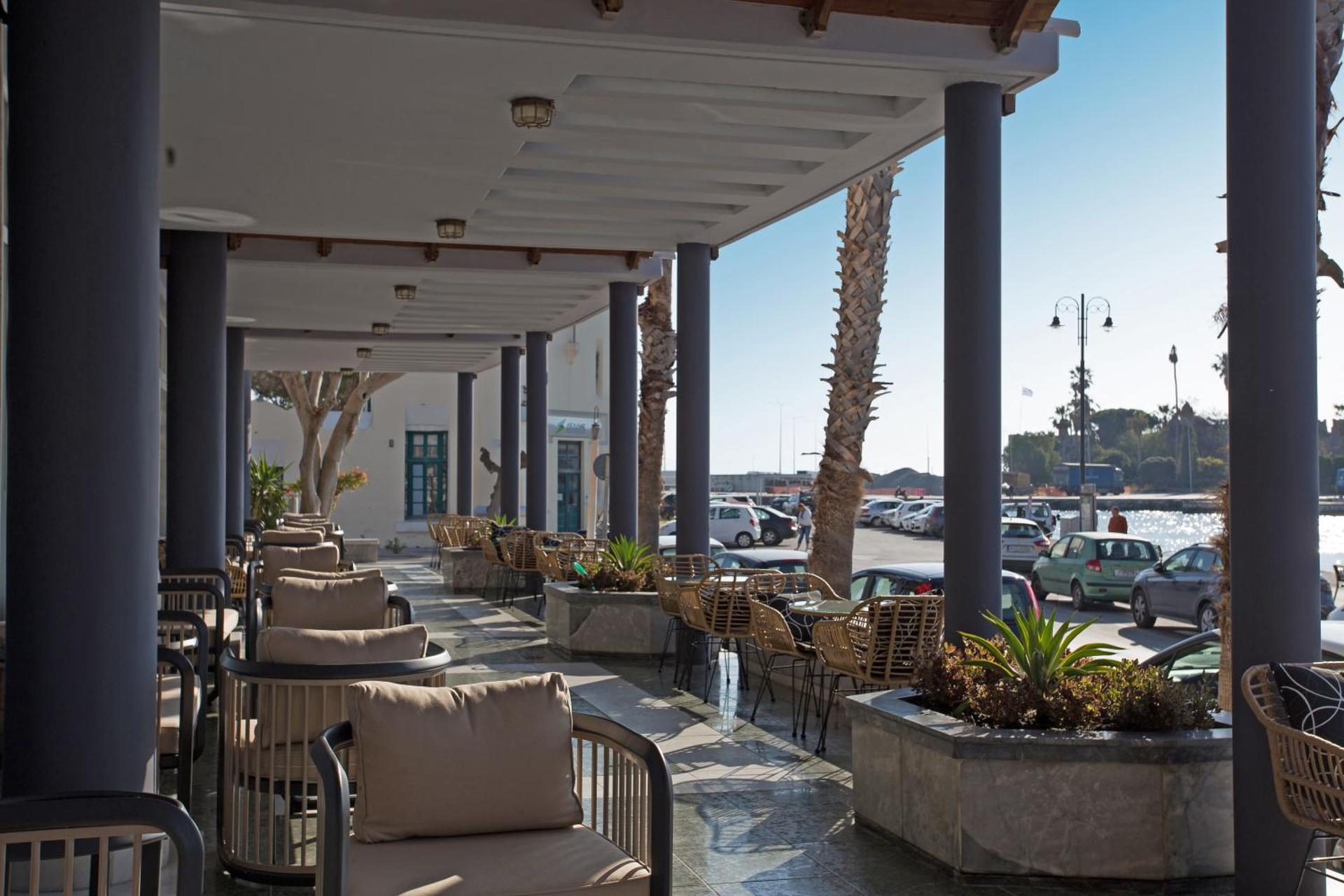 Kosta Palace - Photo 49