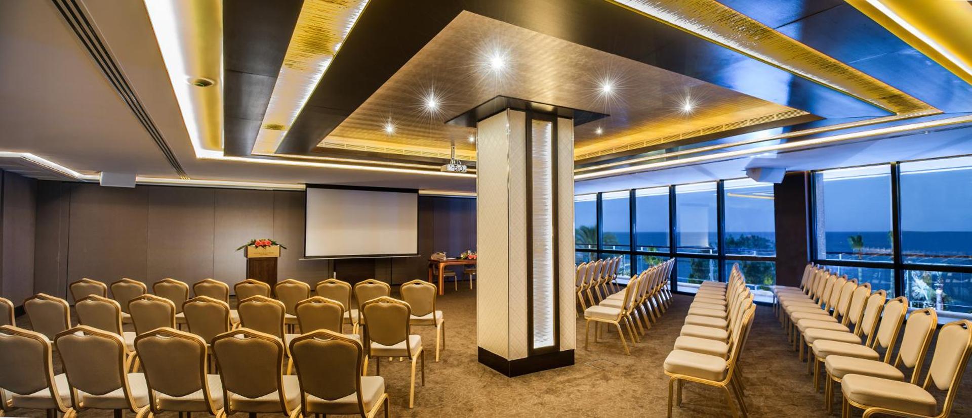 Amathus Beach Hotel Limassol - Photo 67