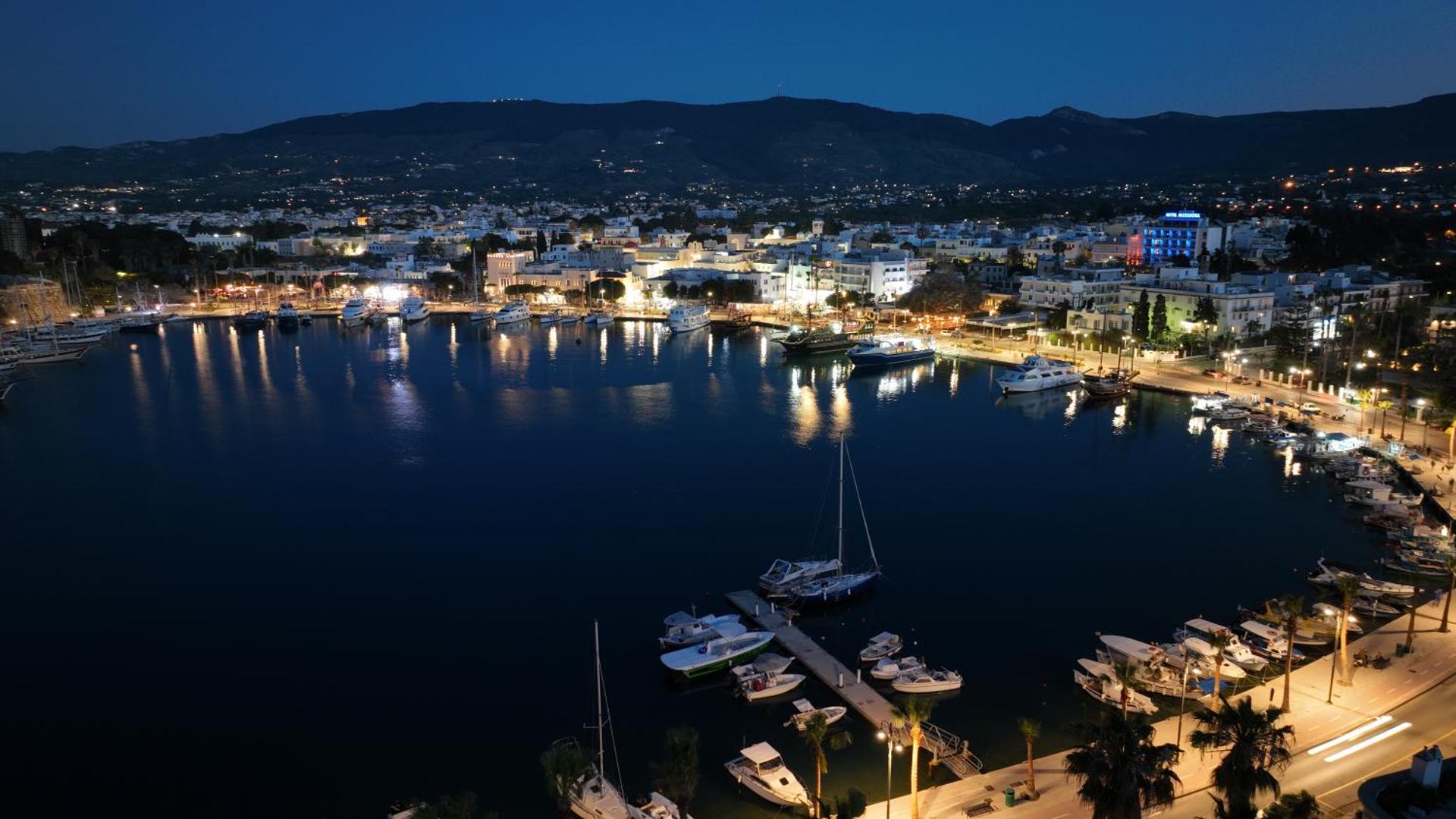 Kosta Palace - Photo 86