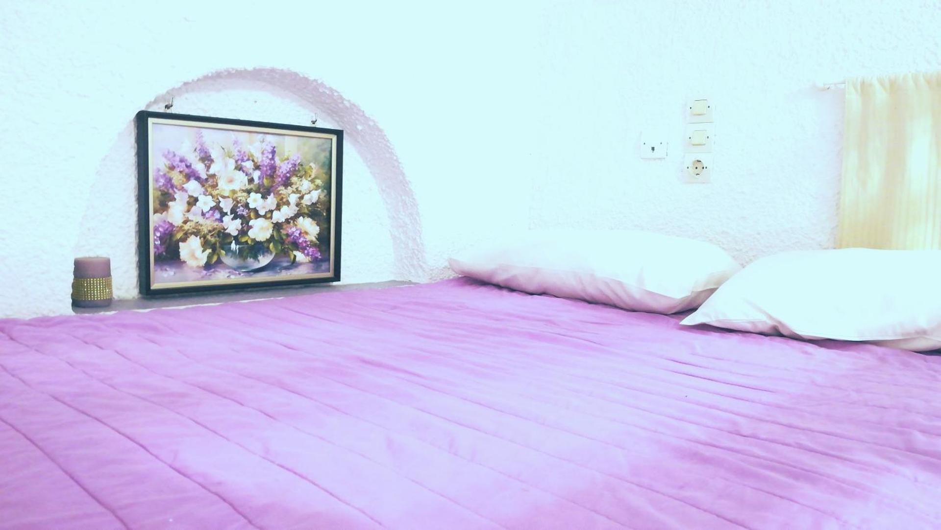 Studio - Split Level