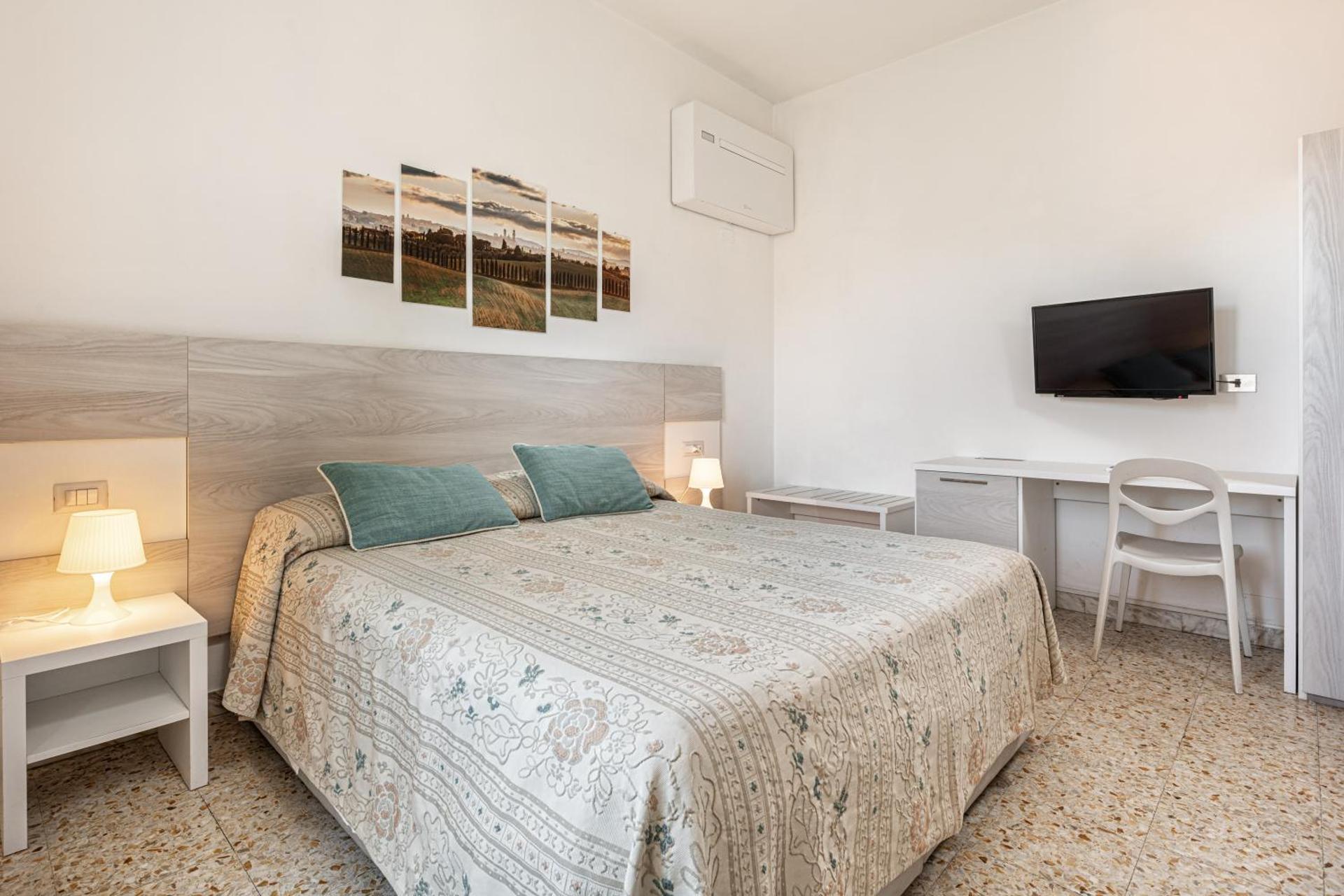 Hotel Minerva - Photo 70