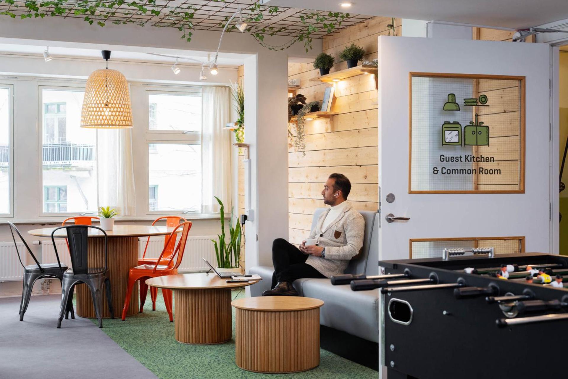 Slottsskogens Hostel - Photo 49