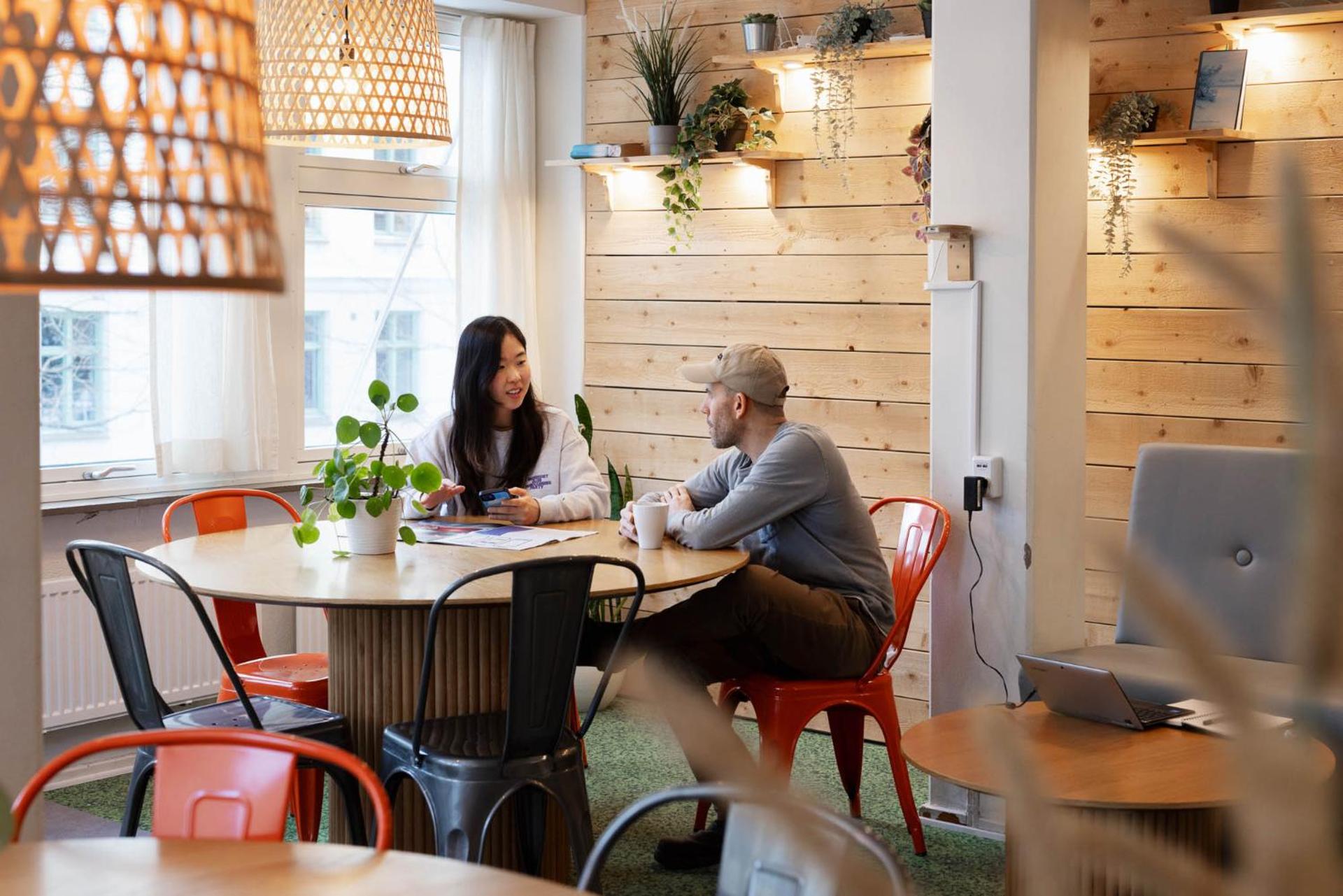 Slottsskogens Hostel - Photo 92