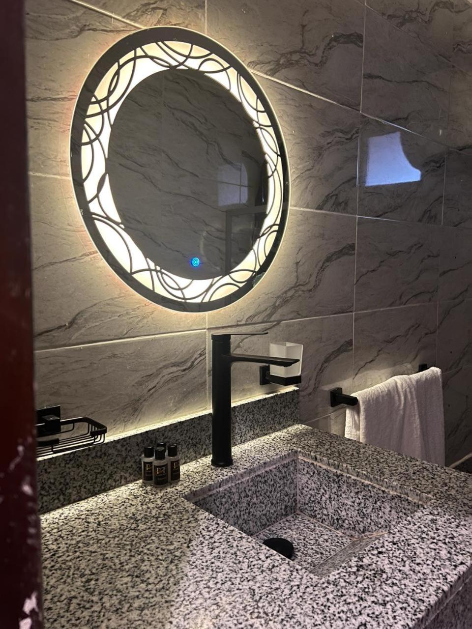 Pyramids Top Inn - Photo 64