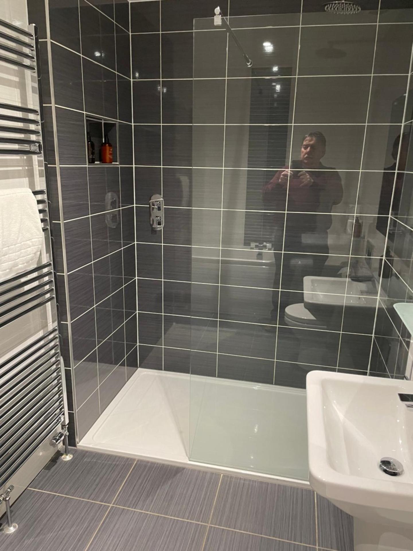 The Claymore Guest House - Photo 80