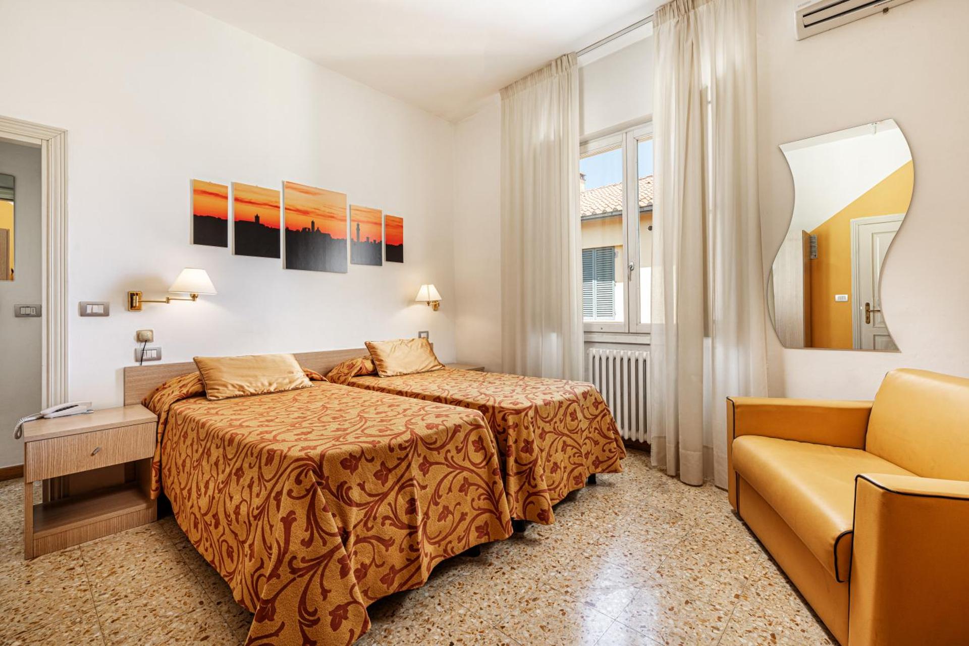 Hotel Minerva - Photo 46