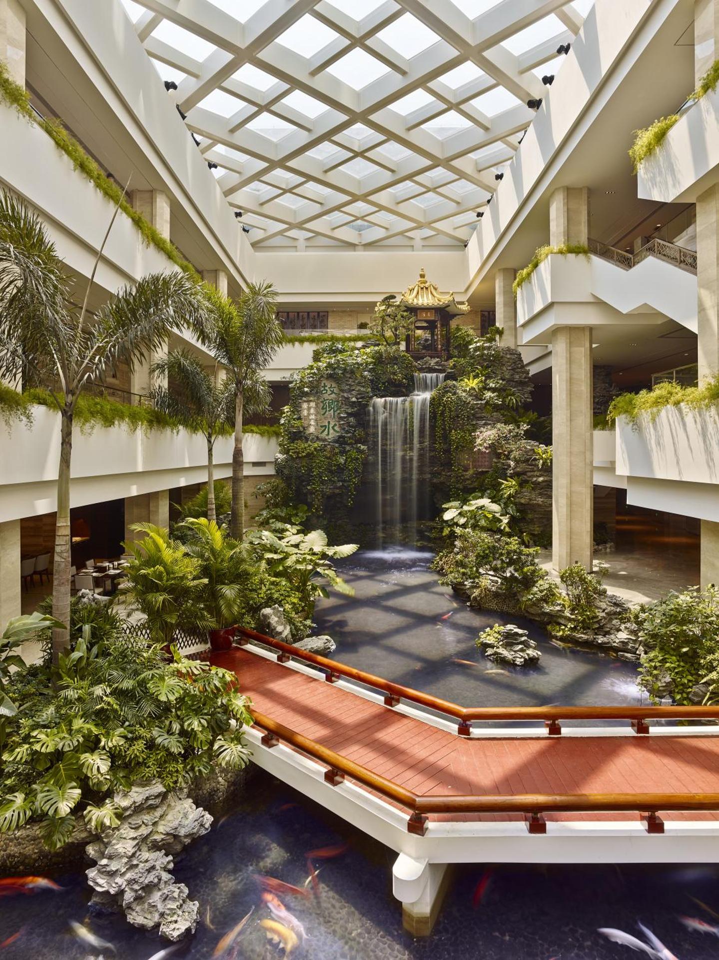 White Swan Hotel - Photo 46