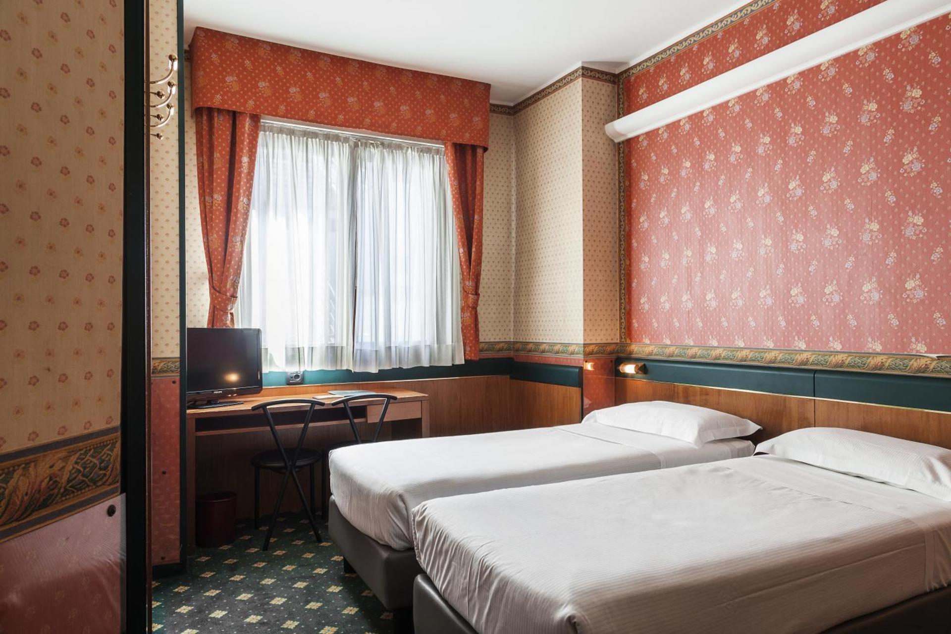 Hotel Des Etrangers - Photo 26