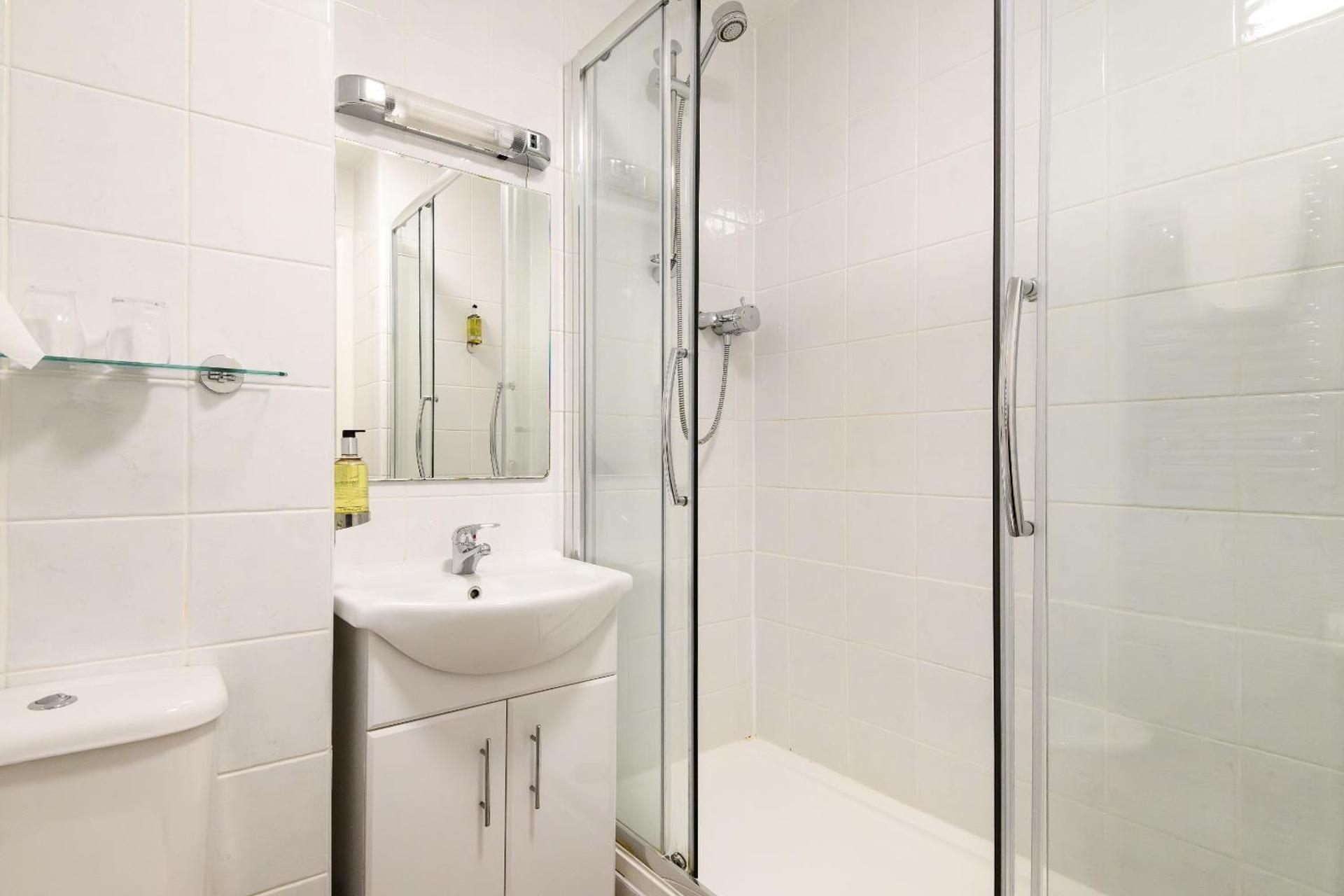 Fisher's Hotel - Photo 79