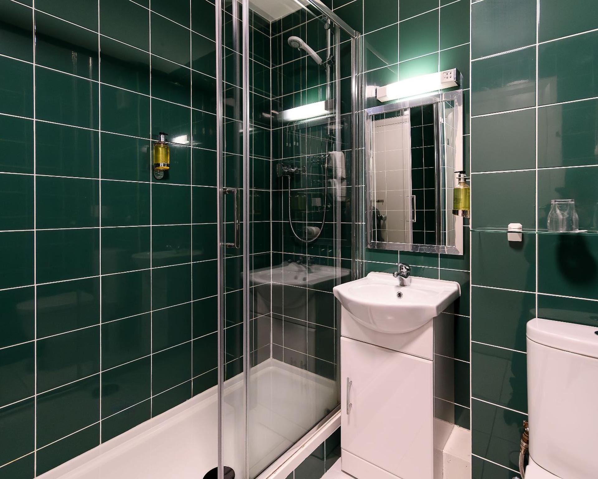 Fisher's Hotel - Photo 37