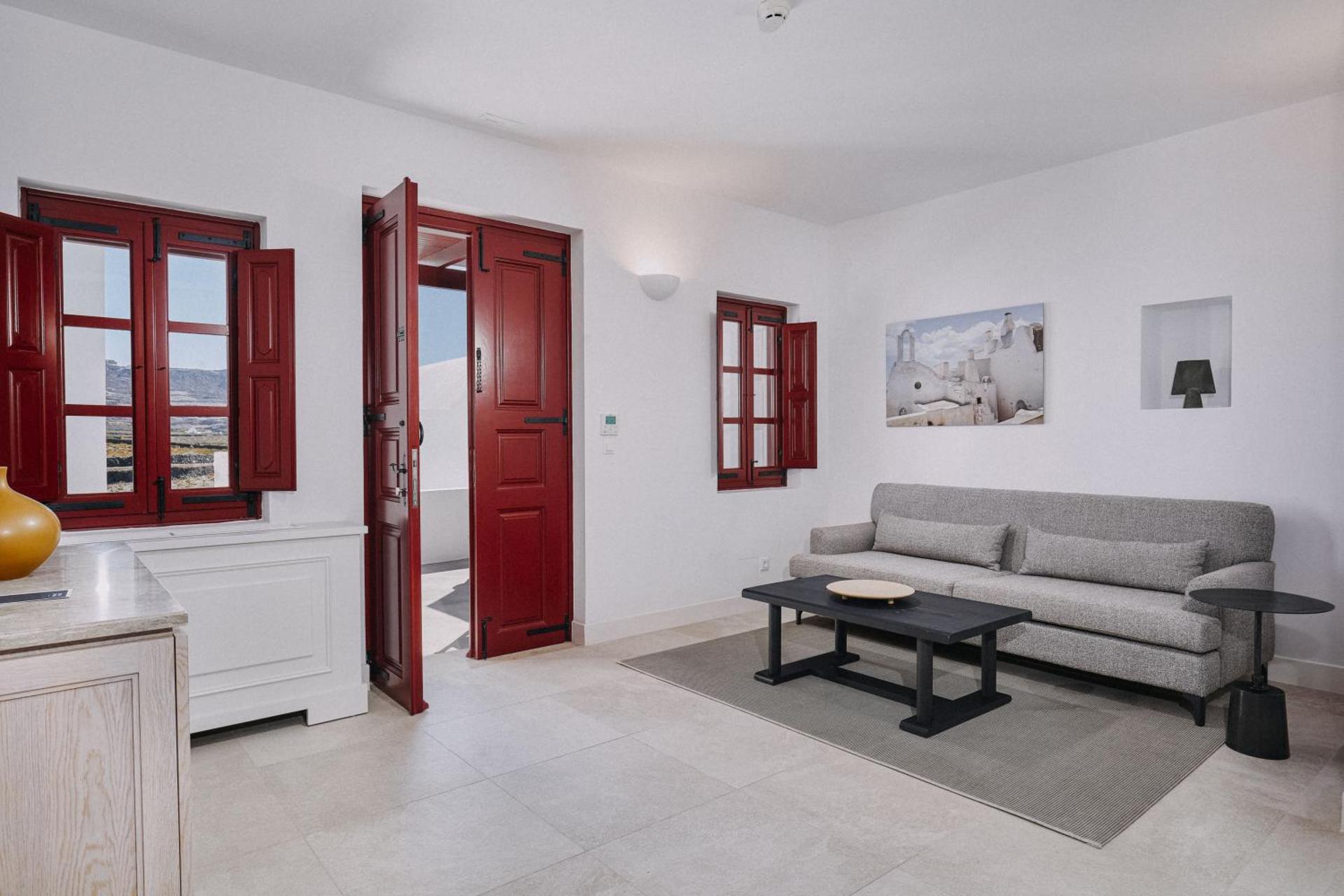 Grecian Villa, Three-Bedroom Villa, 1 King, 2 Queen with Private Pool