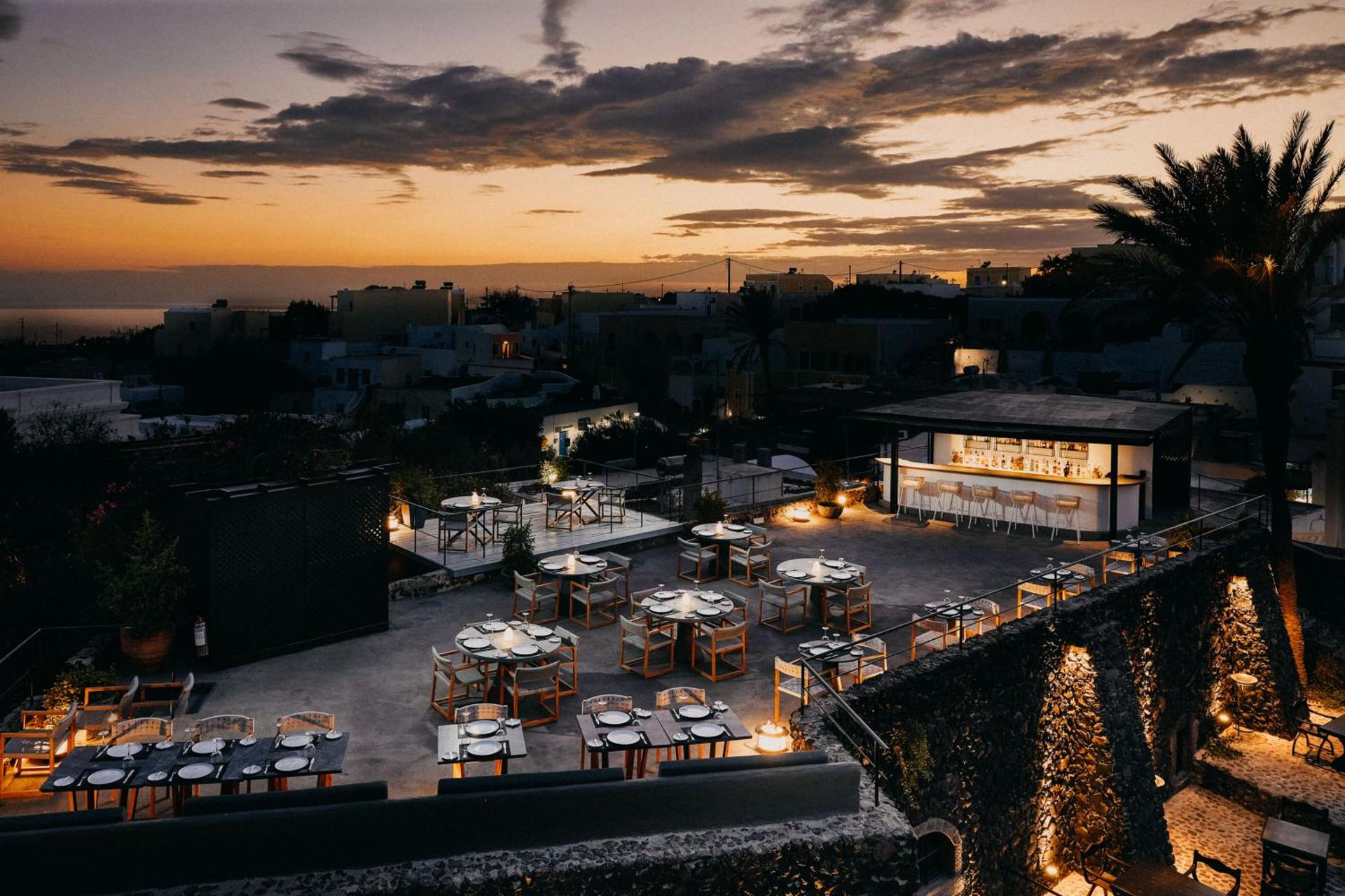 Vedema, a Luxury Collection Resort, Santorini - Photo 8