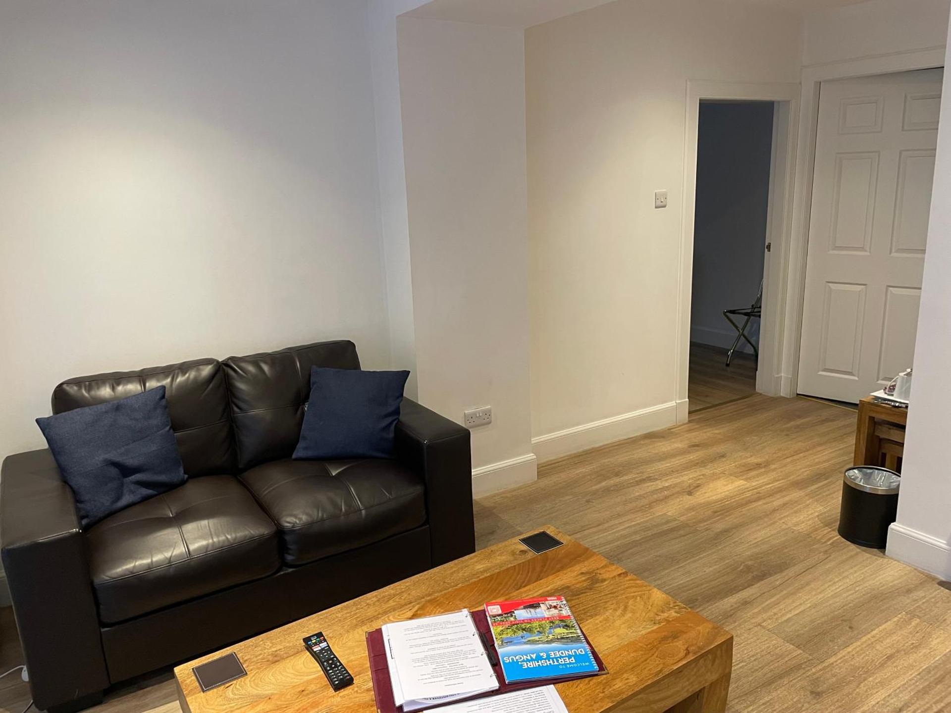 The Claymore Guest House - Photo 72