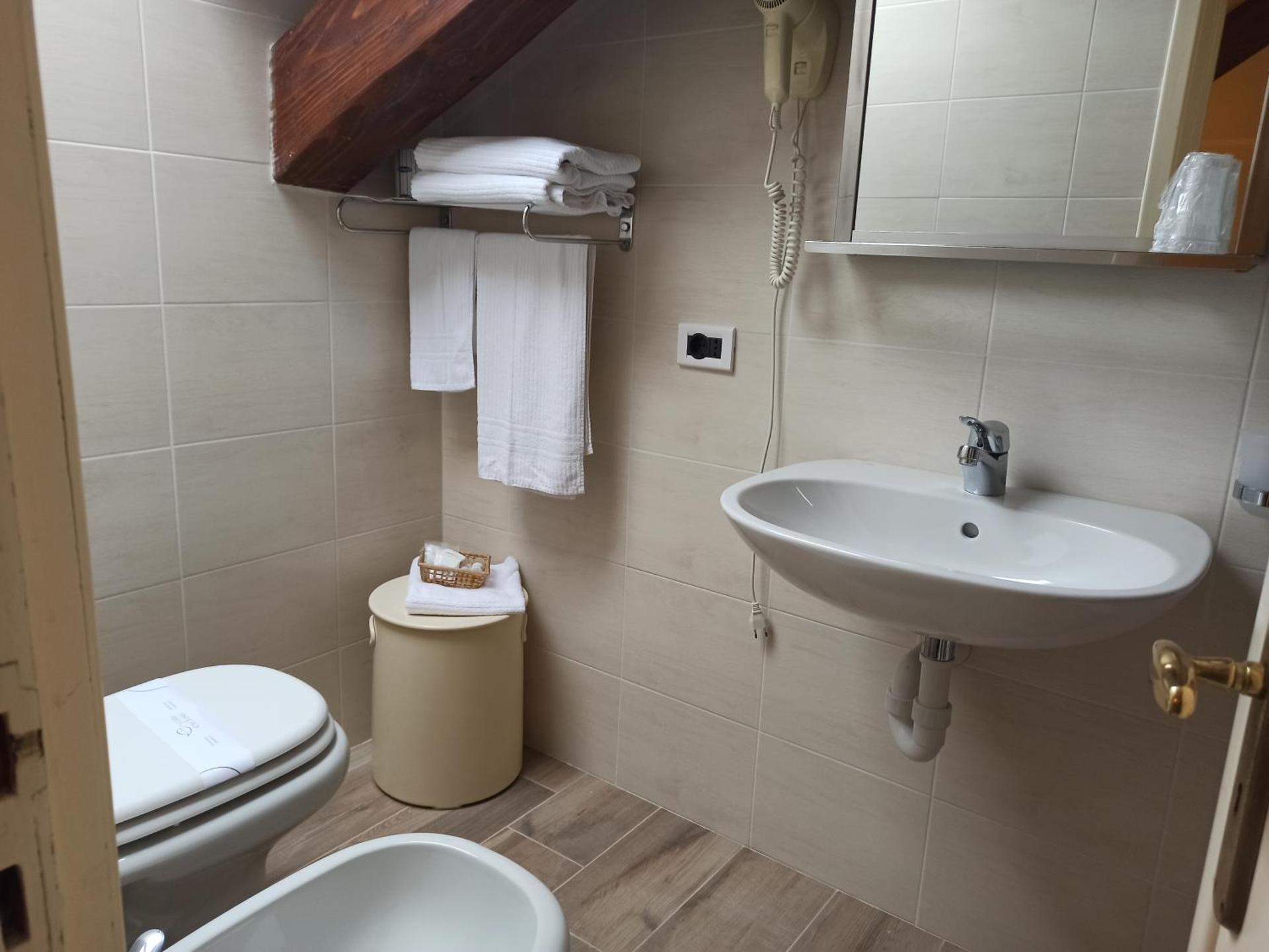 Hotel Miramare - Photo 86