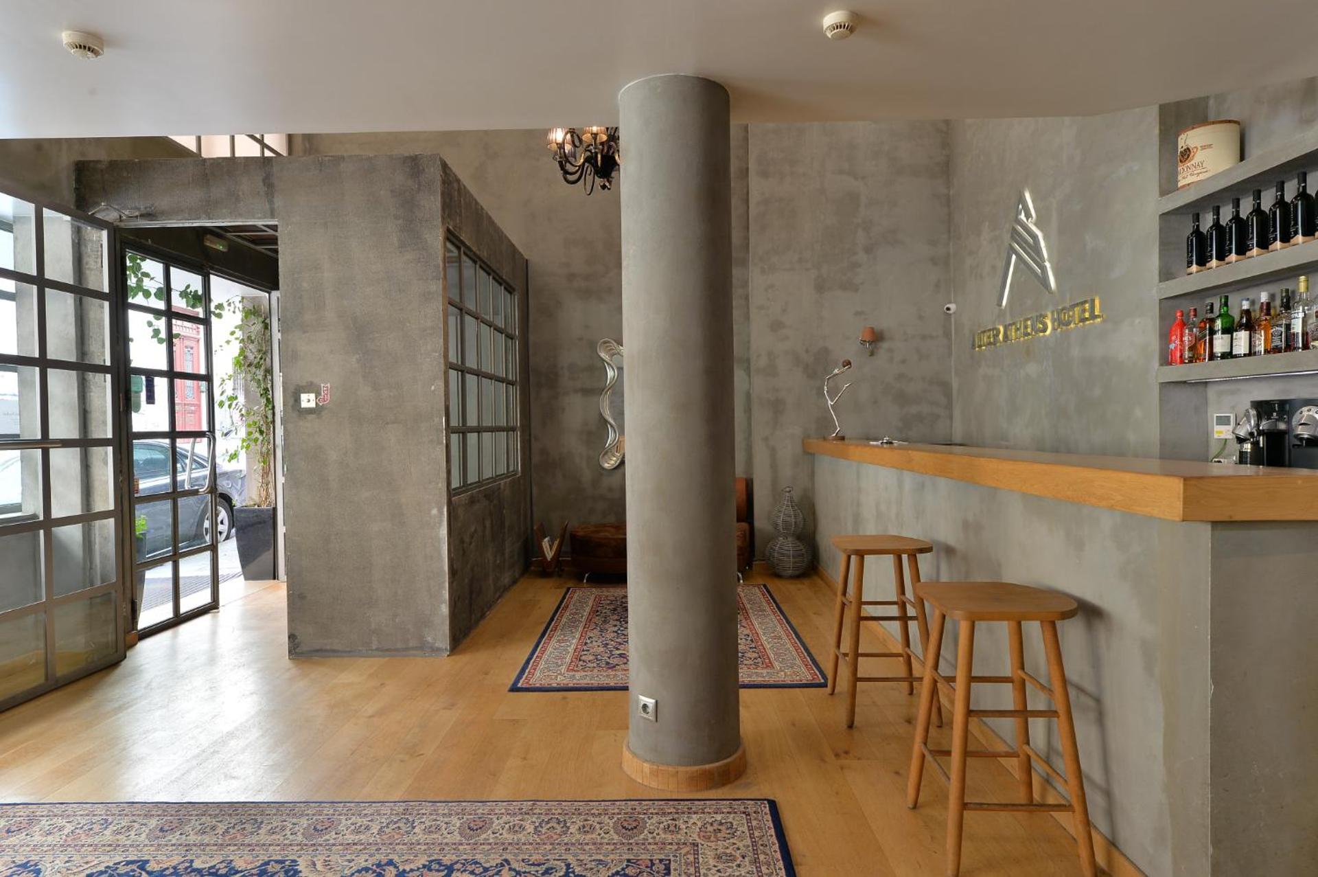 Alter Athens - Photo 58