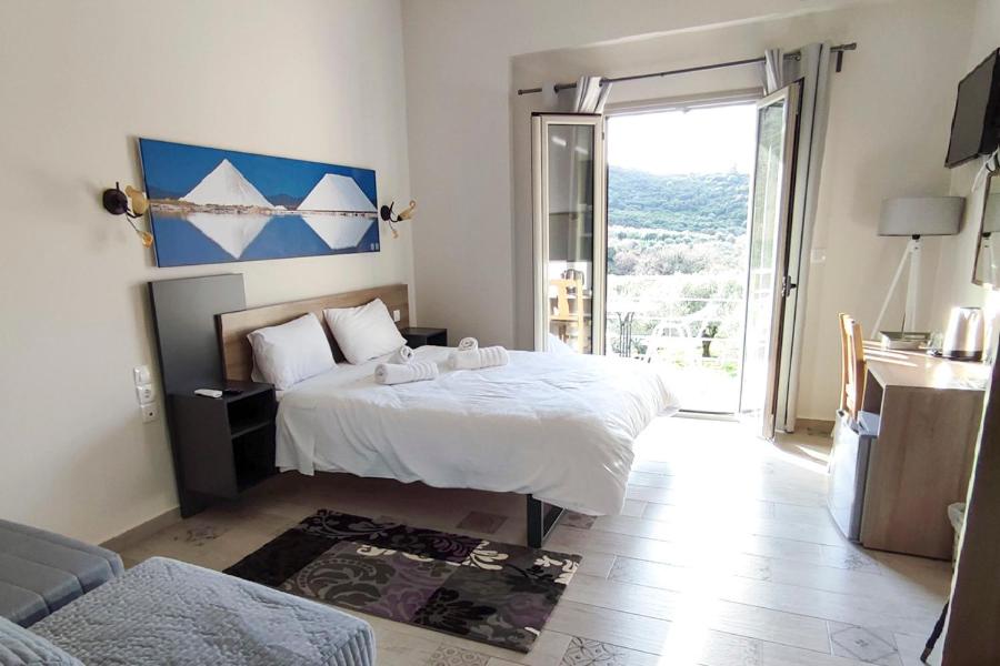Socrates Organic Village - Wild Olive - Photo 20