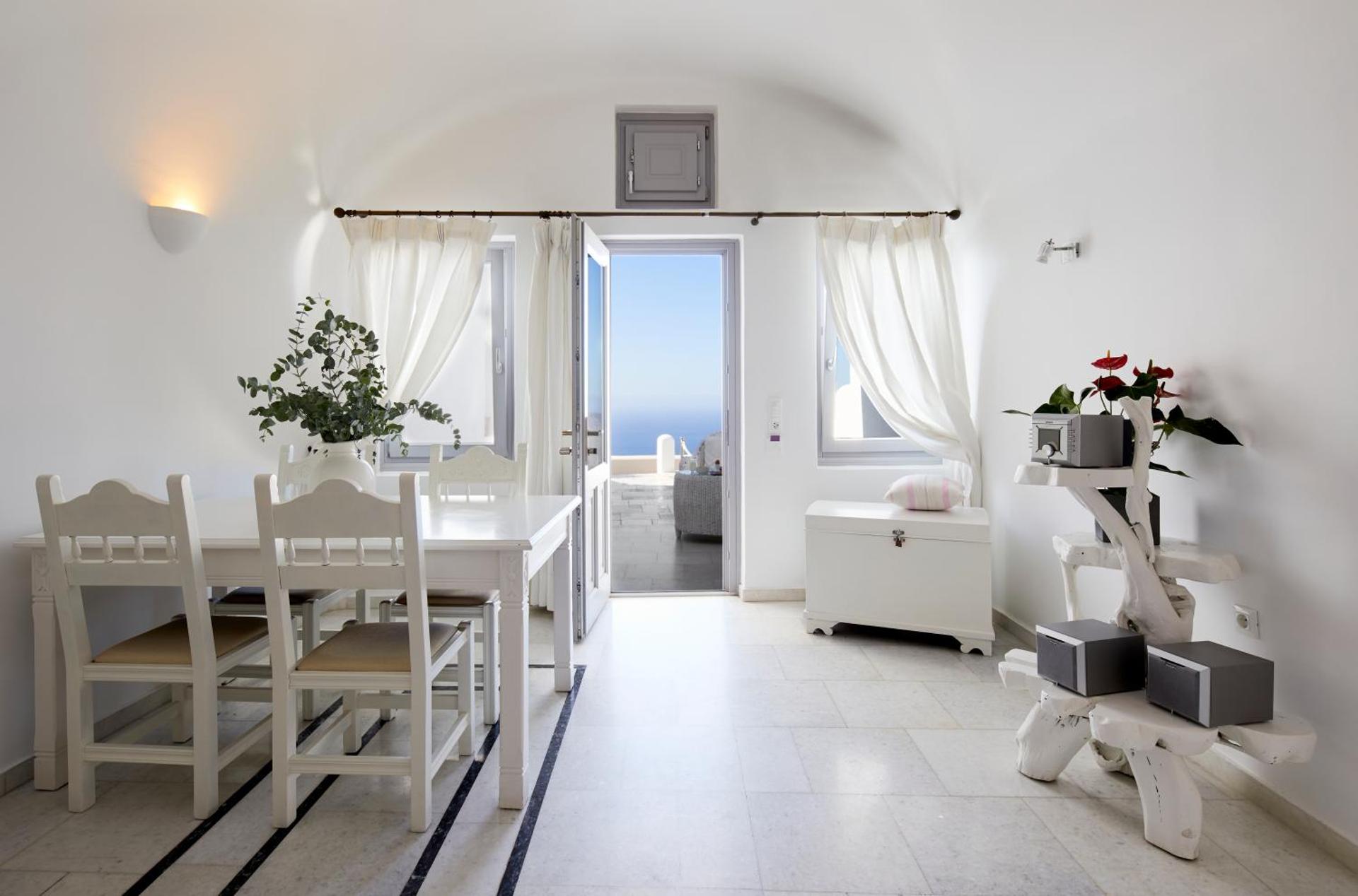 Iliovasilema Suites - Photo 86