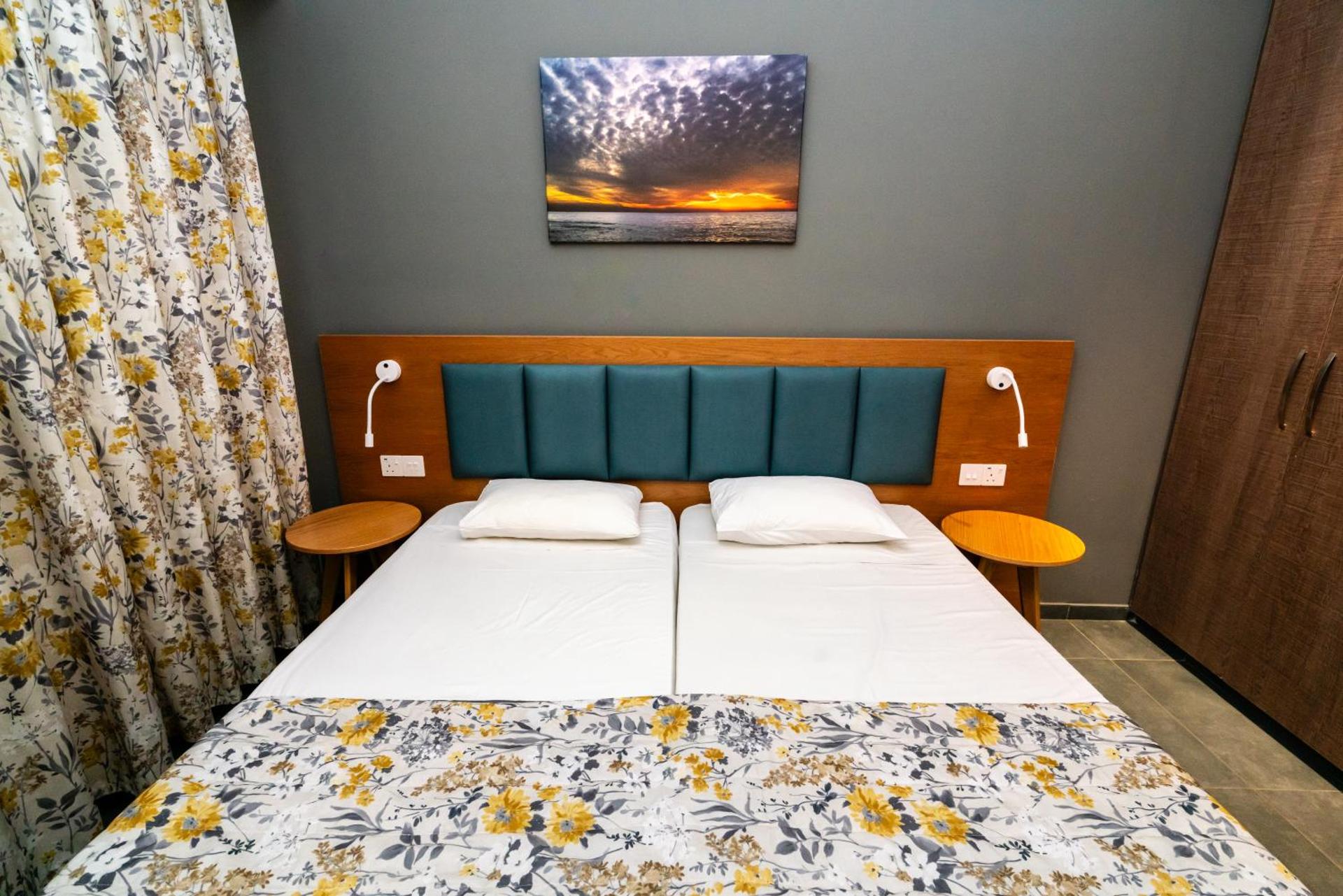 Helios Bay Hotel and Suites - Photo 41