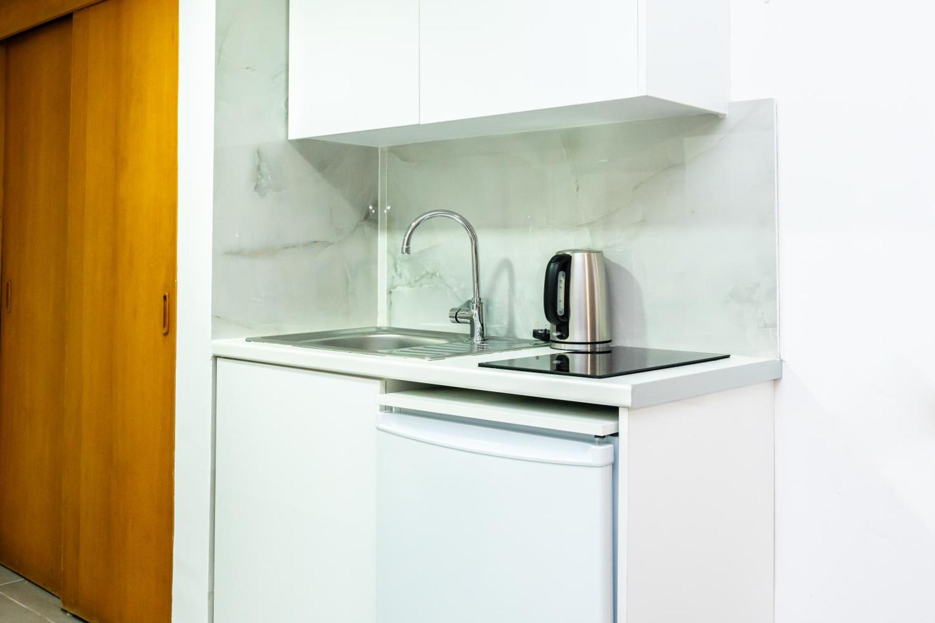 Helios Bay Hotel and Suites - Photo 32