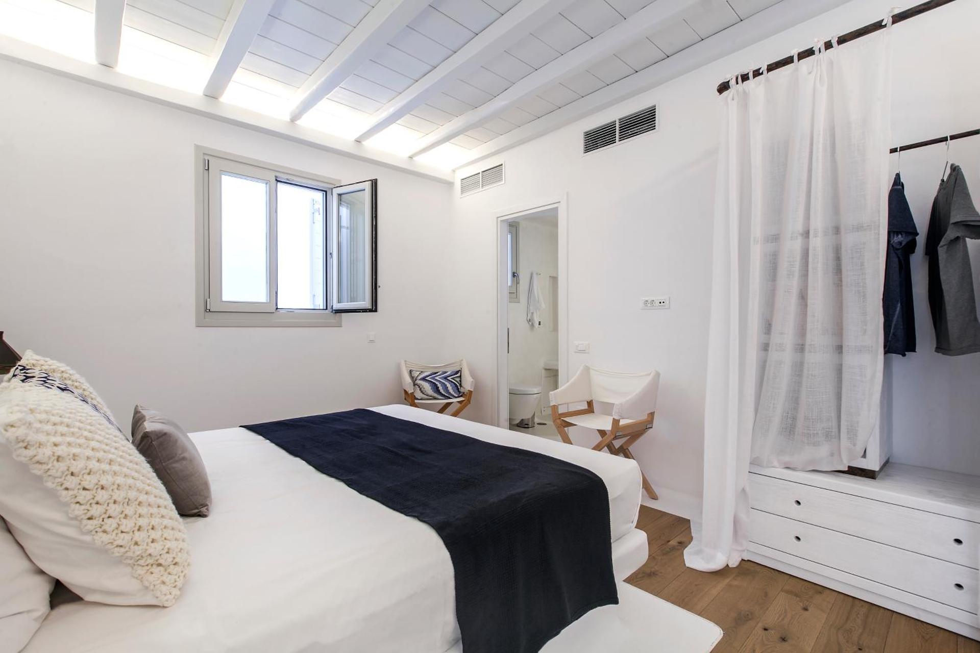 Breathtaking 6 Bed in Platis Gialos - Photo 8