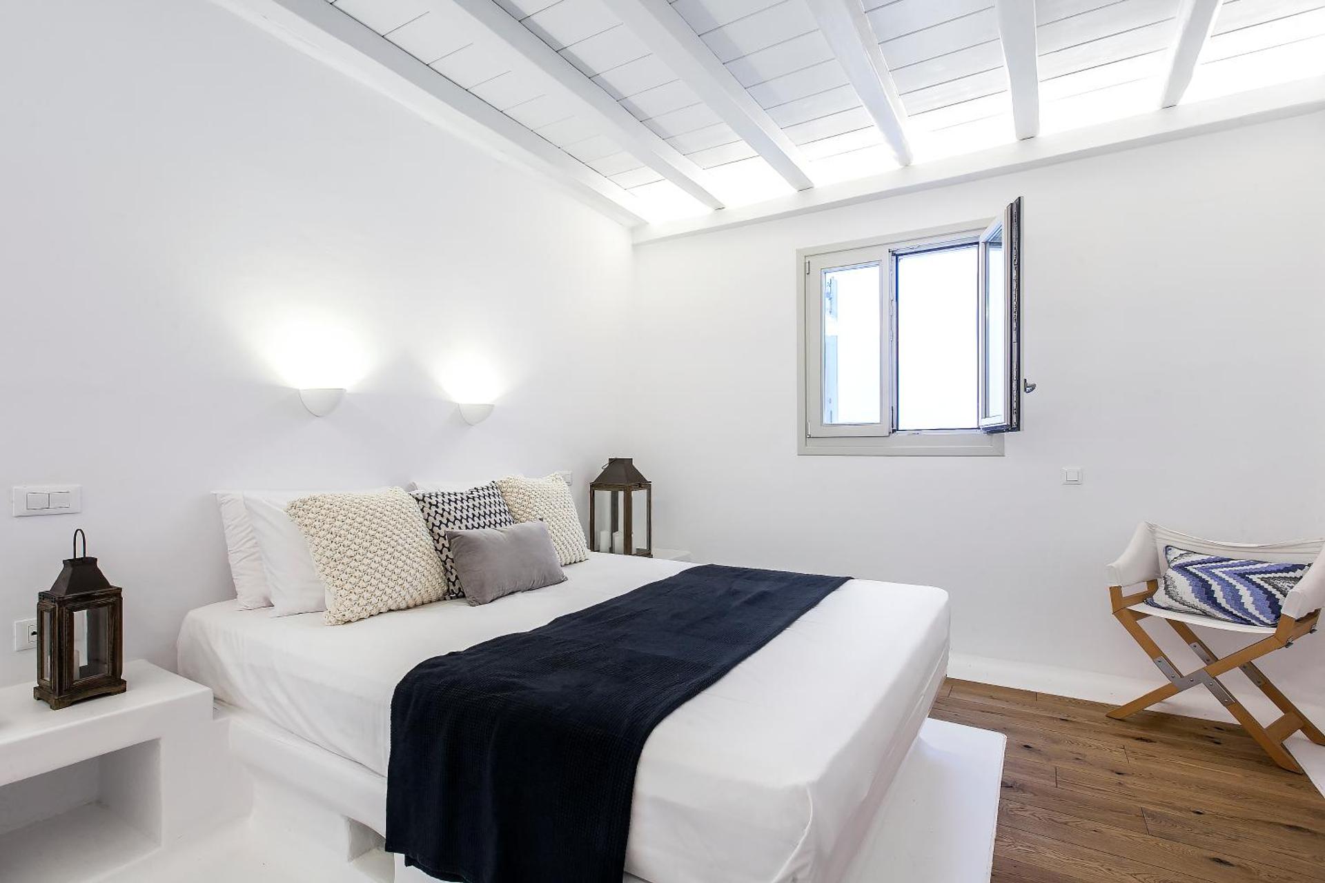 Breathtaking 6 Bed in Platis Gialos - Photo 10