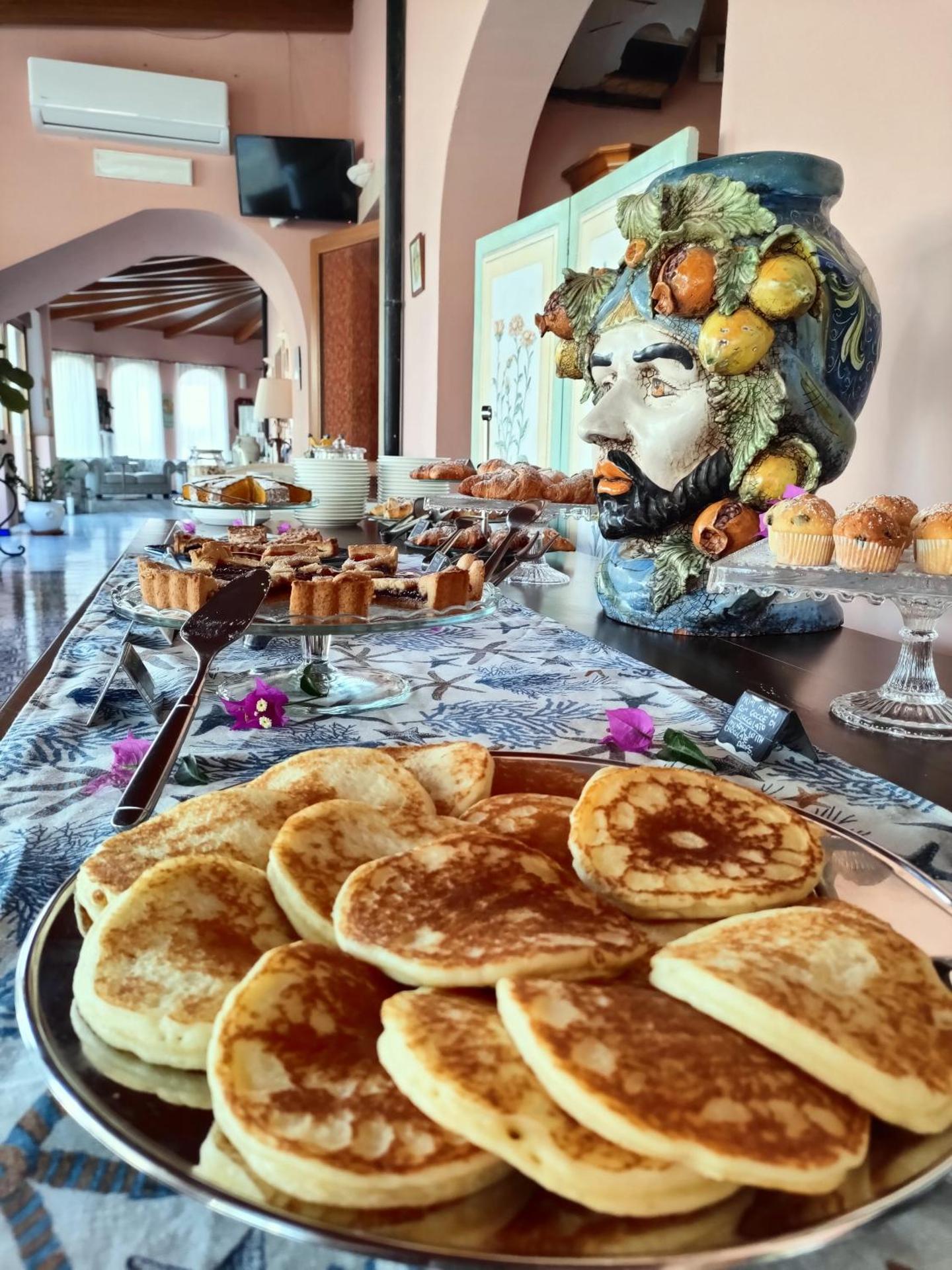 Hotel Eros - Photo 104