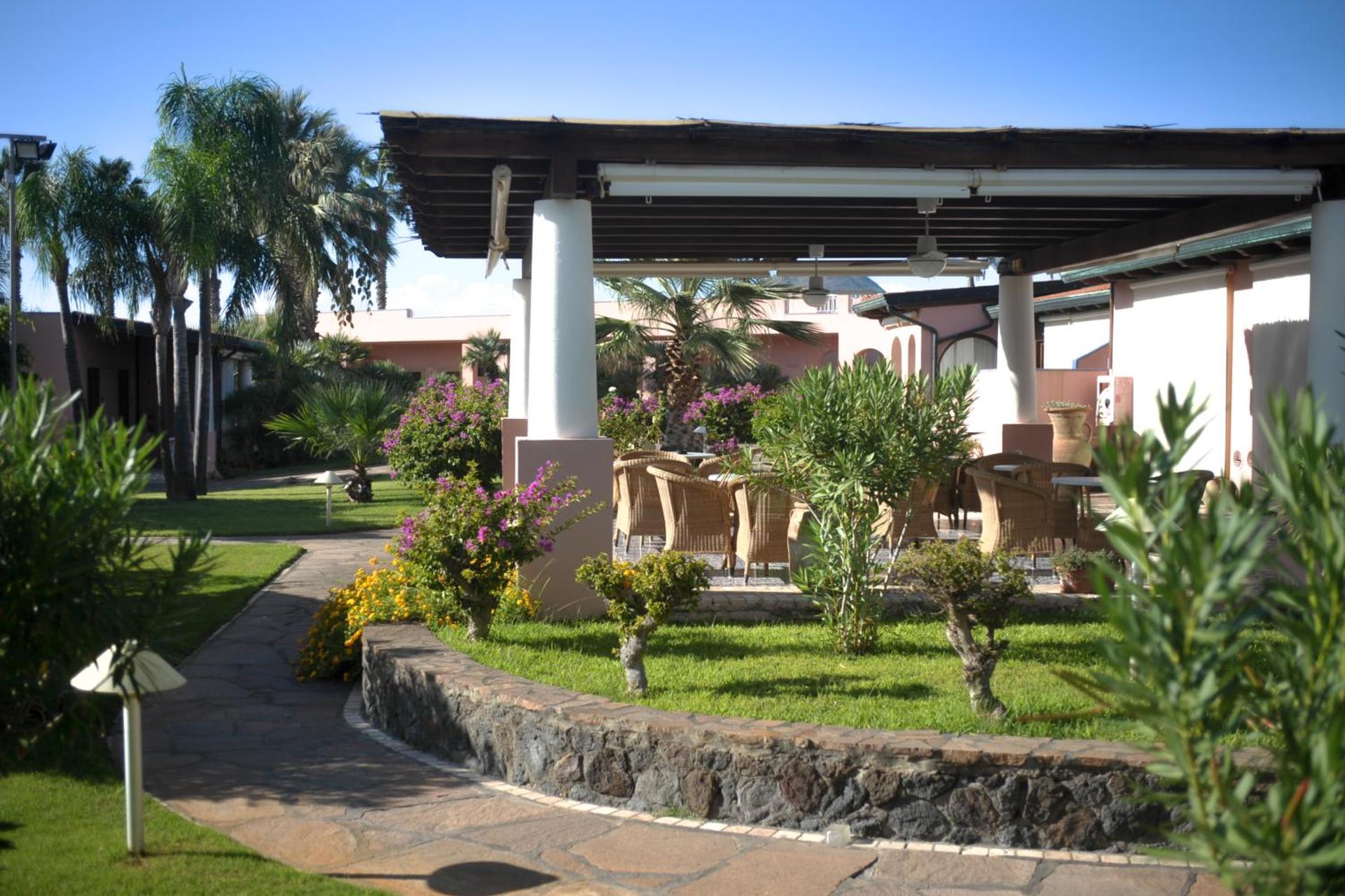 Hotel Eros - Photo 126