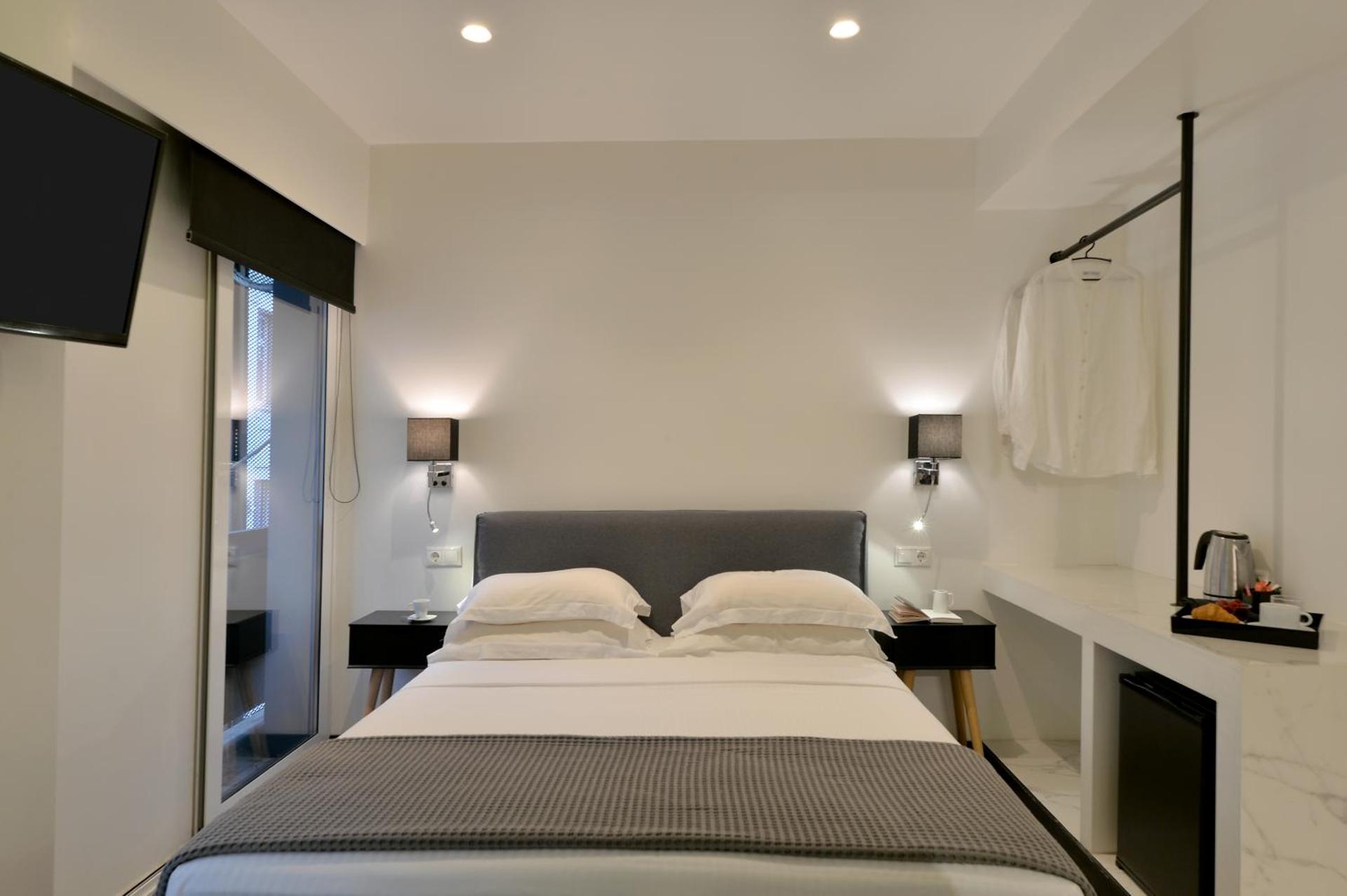 Alter Athens - Photo 9