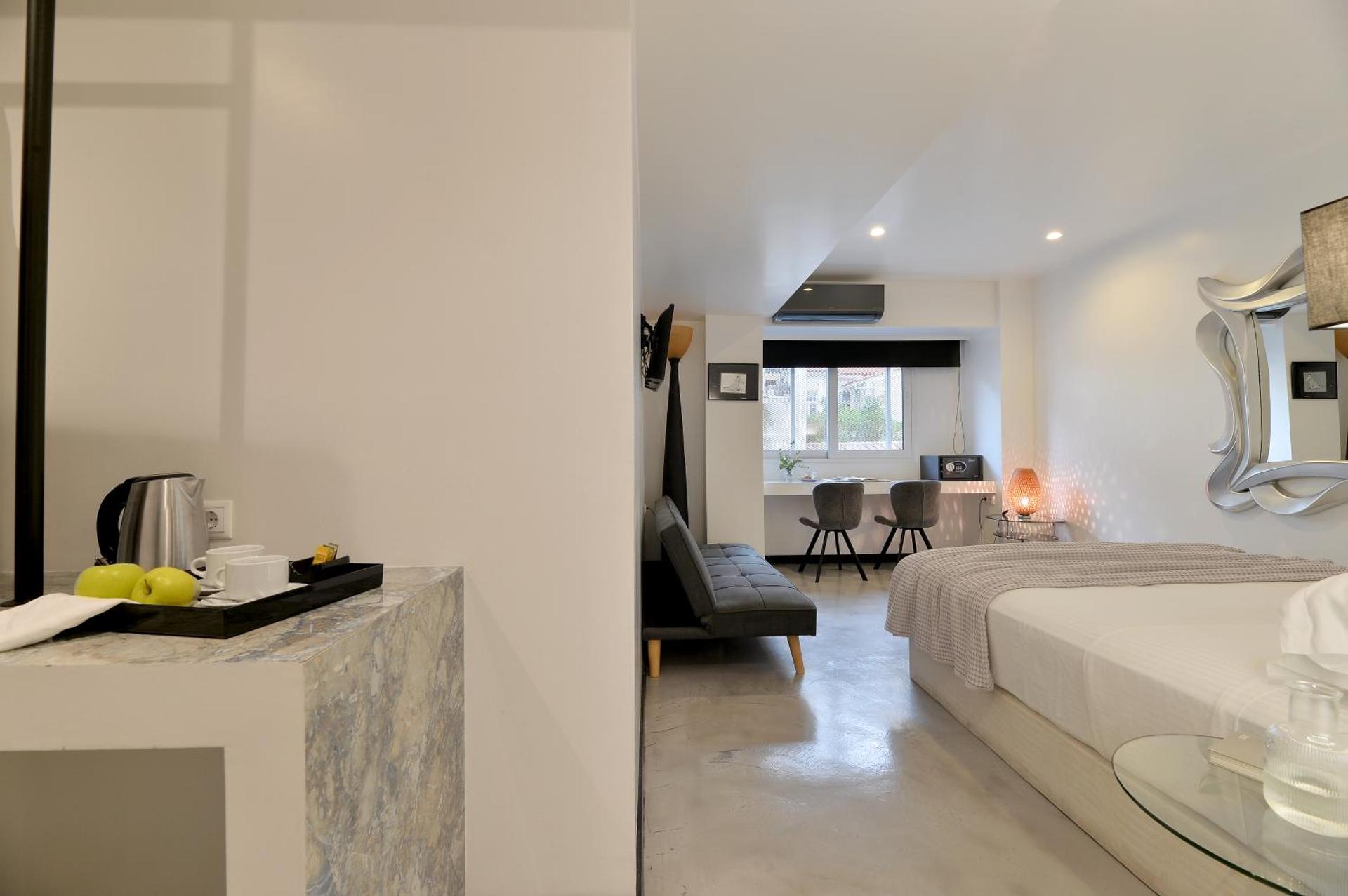 Alter Athens - Photo 24