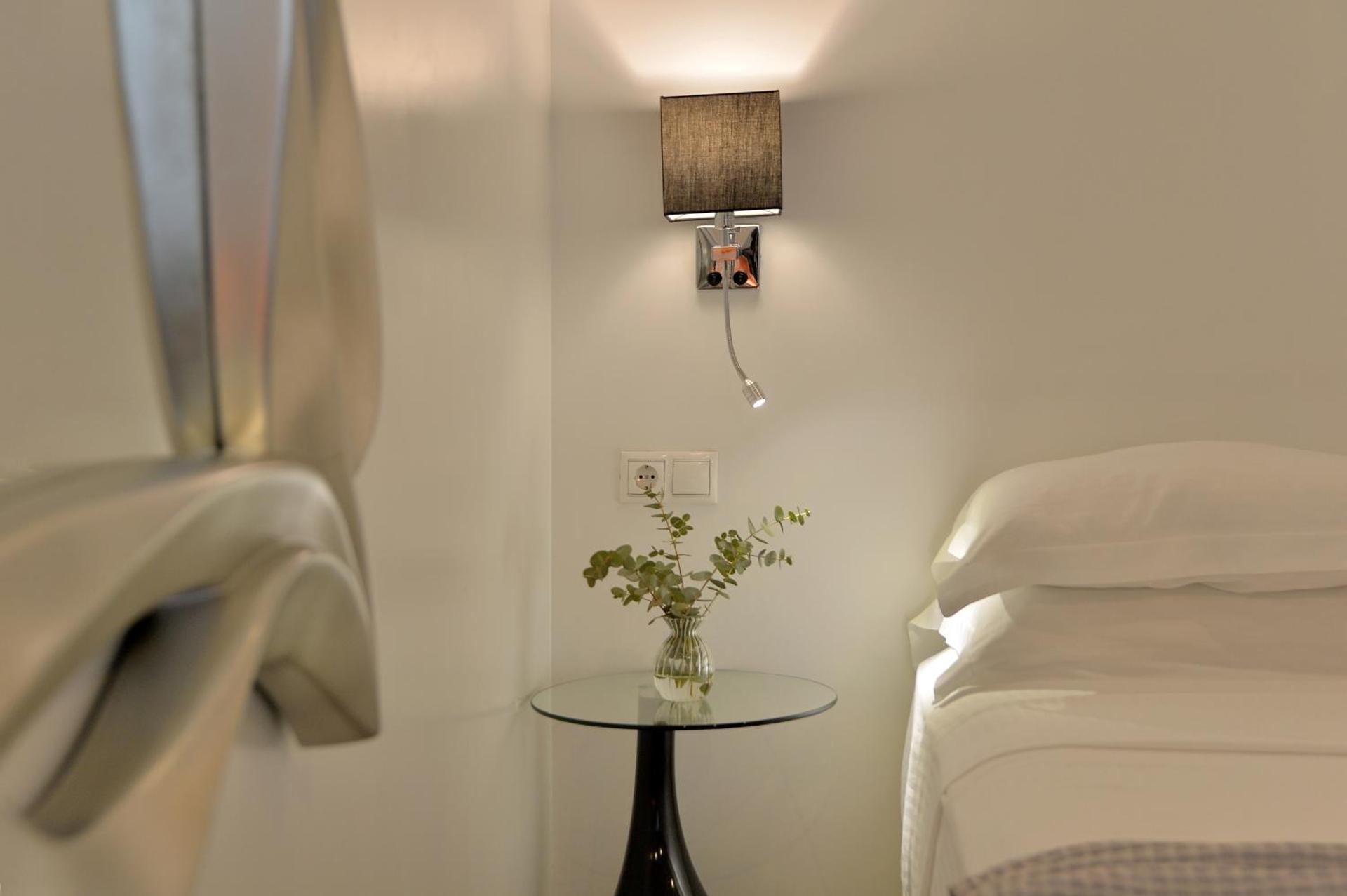 Alter Athens - Photo 21