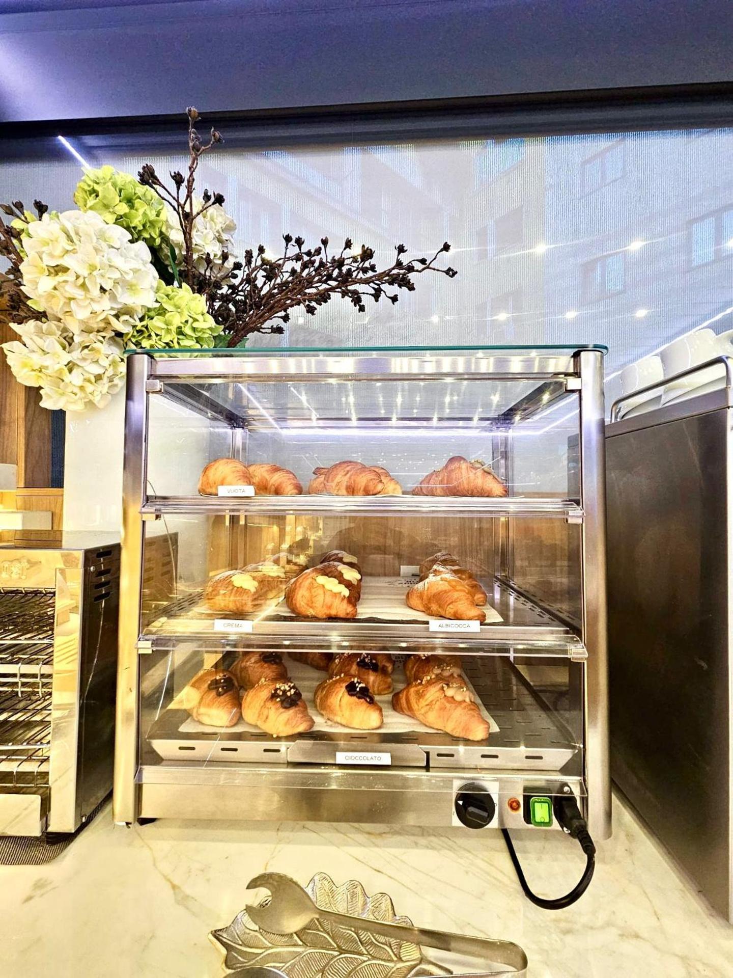 Canova Hotel - Photo 9