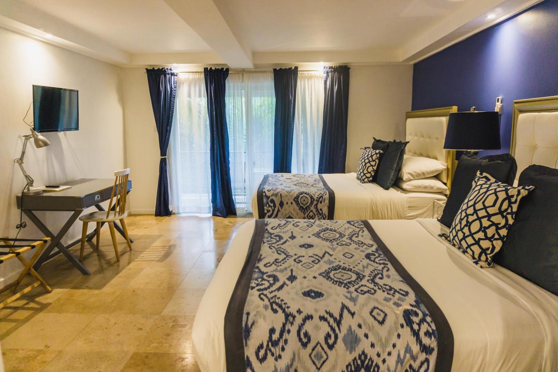 Blue Lagoon Hotel and Marina Ltd - Photo 12