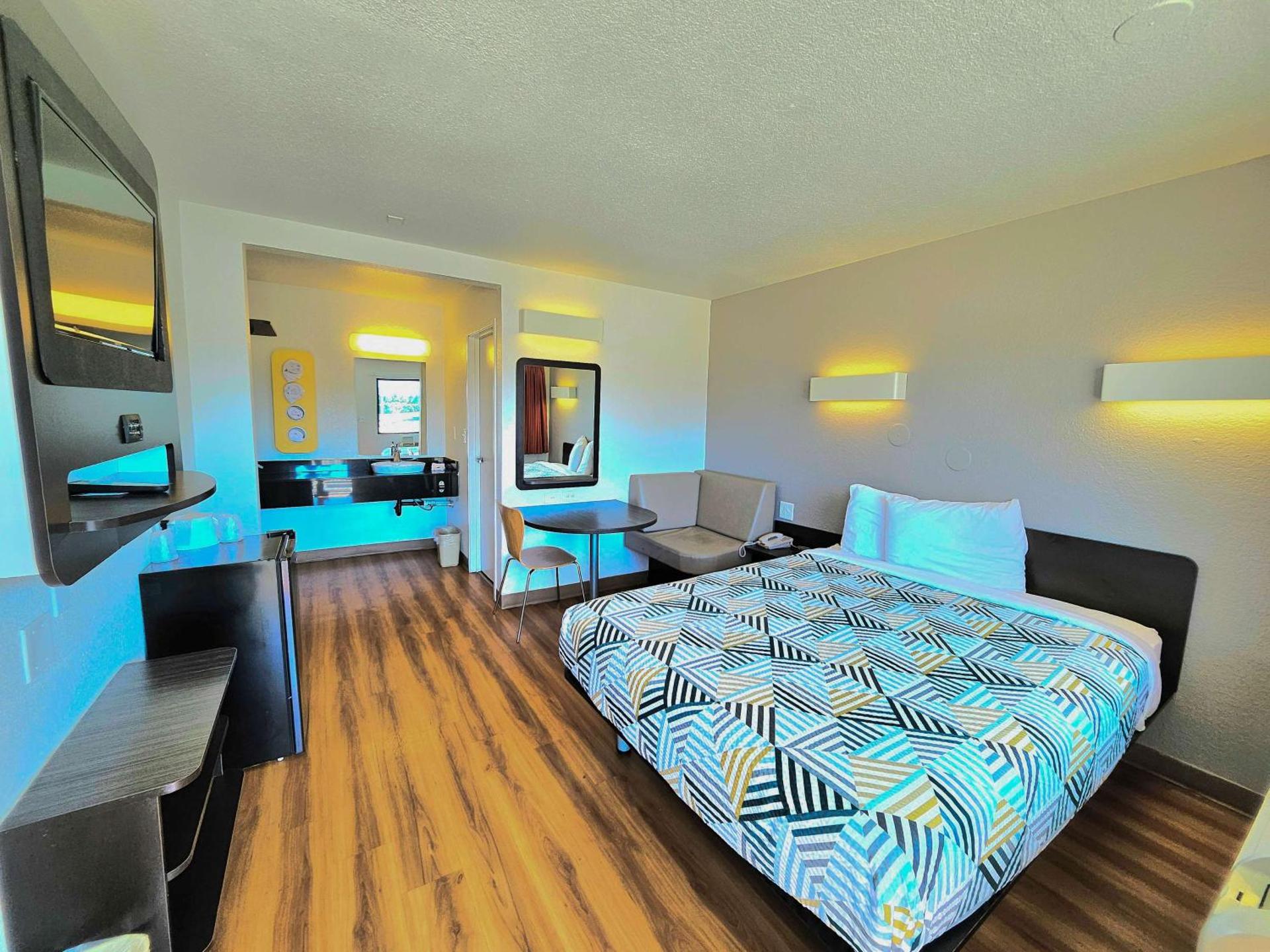 Motel 6-Palm Desert, CA - Palm Springs Area - Photo 21