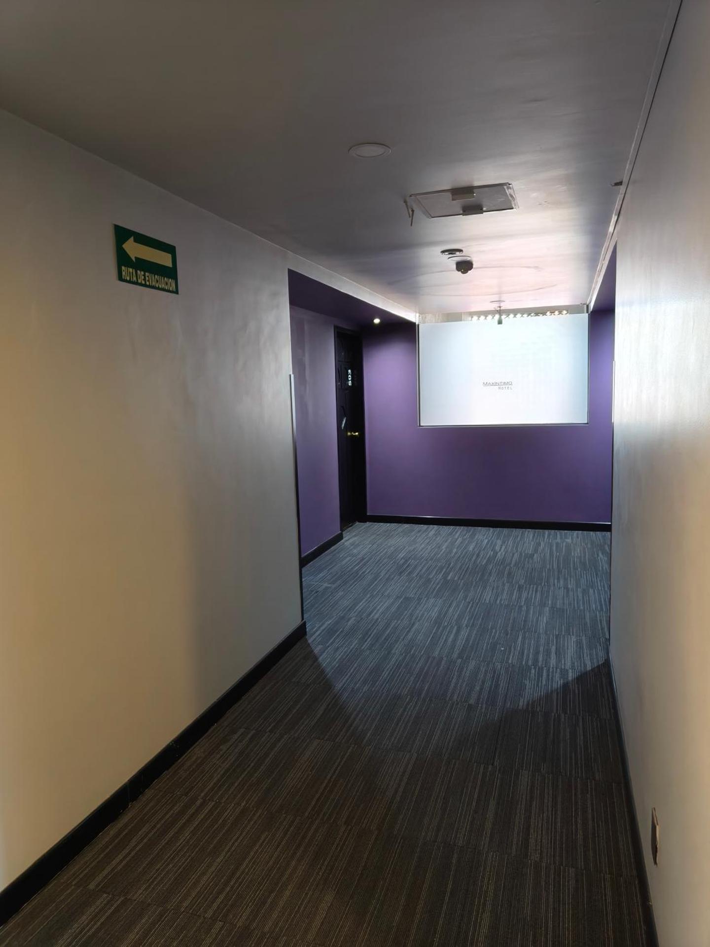 Hotel Max - Photo 15